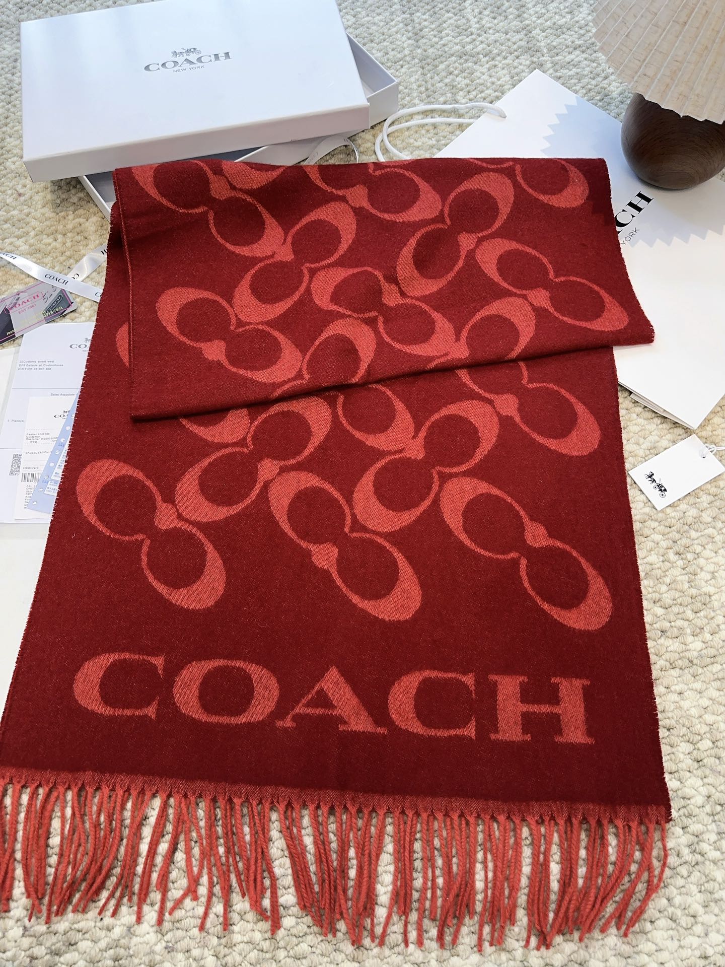 Stylish Coac Classic C Logo Double Cape: 97% Wool, Super Soft and Comfy Hands - 图片 8