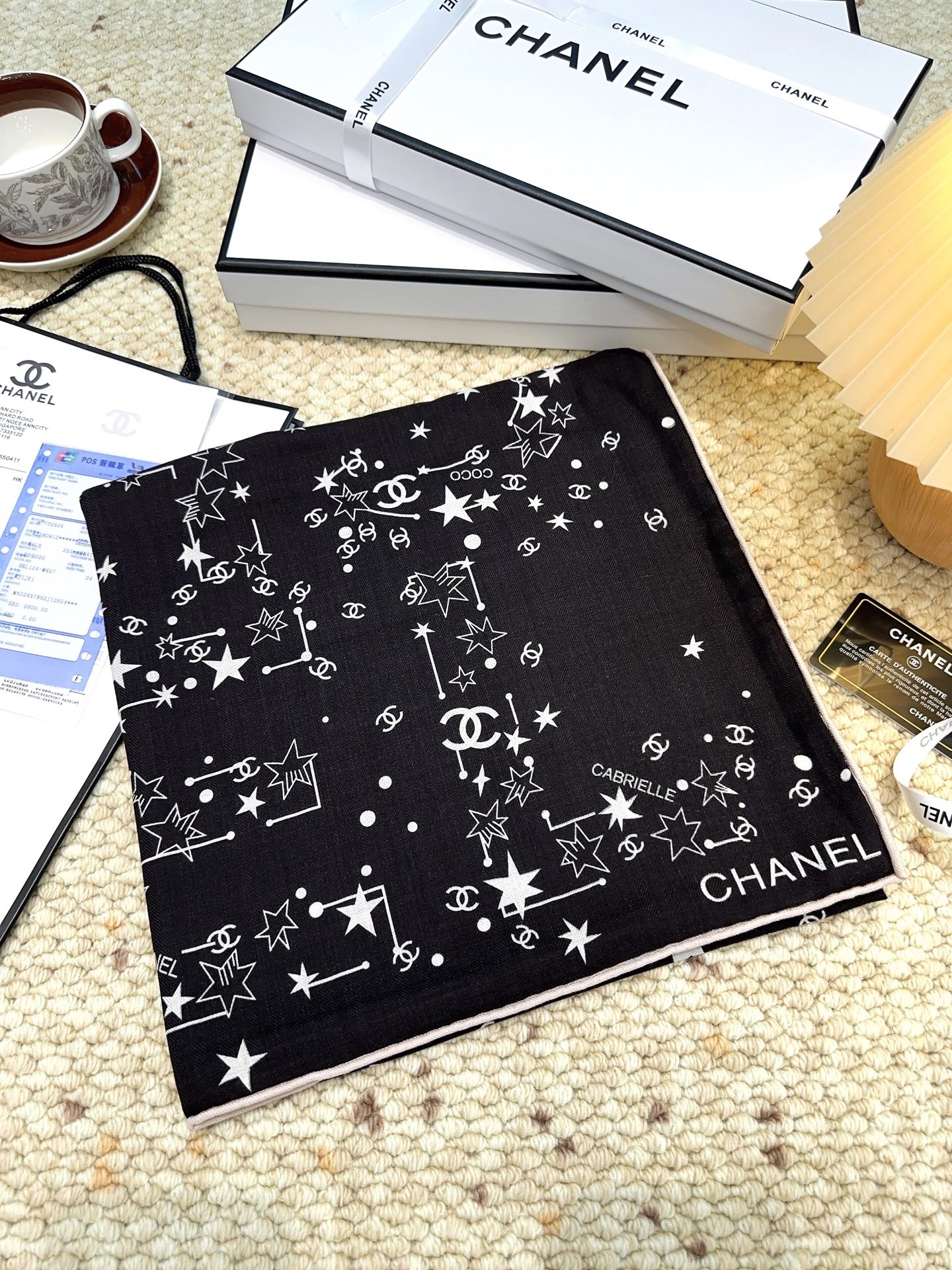 香奈儿(CHANEL)140*140上新❤️【真丝丝绒款】Chanel 【▪️温柔而娴静,箱包logo优