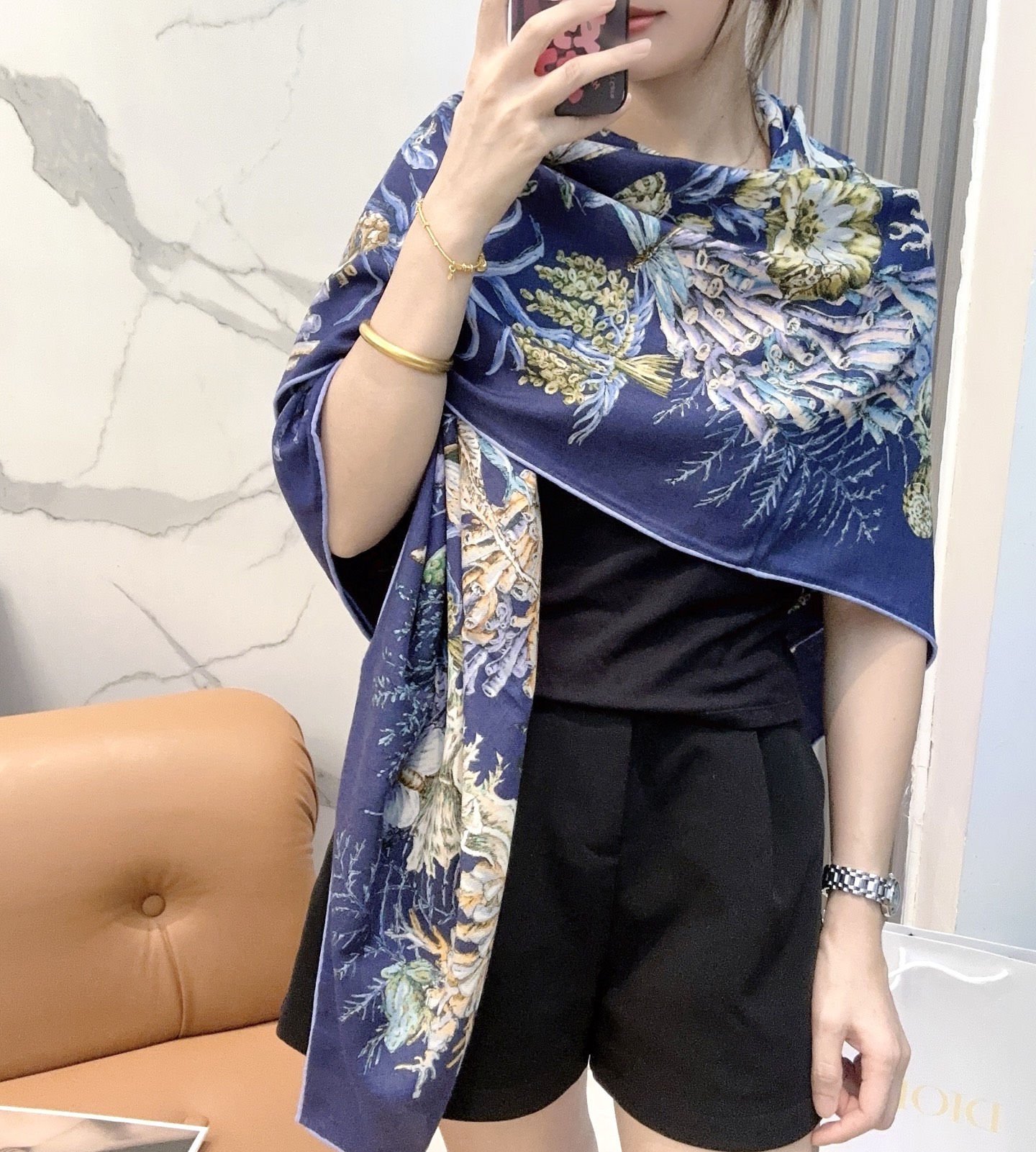  上新💞D家丝巾｛140cm真丝羊绒｝桑蚕丝+羊绒
现由彼得罗•鲁福 (Pietro RUffo） 设计