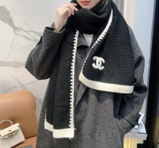 Chanel Wool and Cashmere Knit Scarf, Embroidered Design, 180 x 30 cm 1 Chanel Wool and Cashmere Knit Scarf, Embroidered Design, 180 x 30 cm
