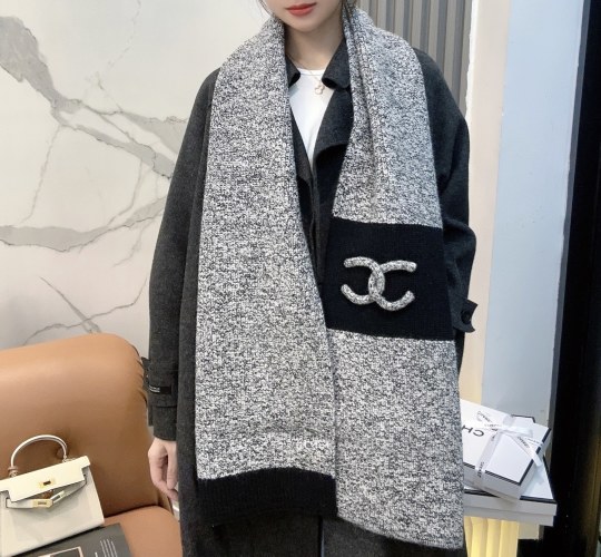 Chanel Wool-Cashmere Blend Knit Scarf with Iconic CC Logo, 175*30cm 1 Chanel Wool-Cashmere Blend Knit Scarf with Iconic CC Logo, 175*30cm