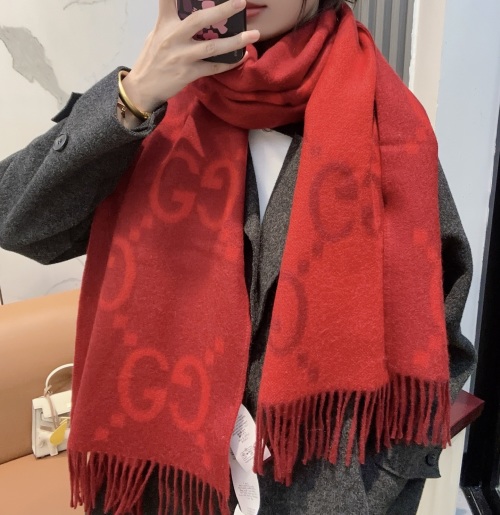 Gucci Red Double-Sided Cashmere Scarf - 45*200cm, Unisex Design 1 Gucci Red Double-Sided Cashmere Scarf - 45*200cm, Unisex Design