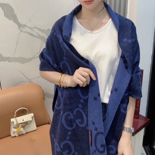Gucci Double-Sided Cashmere Scarf with Big G Jacquard - 45*200cm 1 Gucci Double-Sided Cashmere Scarf with Big G Jacquard - 45*200cm