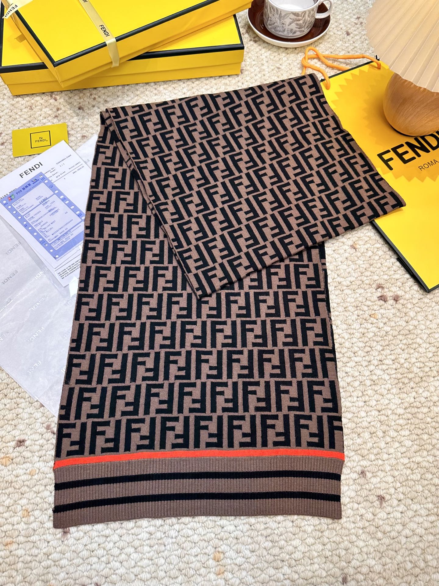 🆕Fendi · 经典FF针织长巾❗️芬迪 喜欢小众不撞款的Fendi推荐入！】时髦过冬！！非常的低调奢