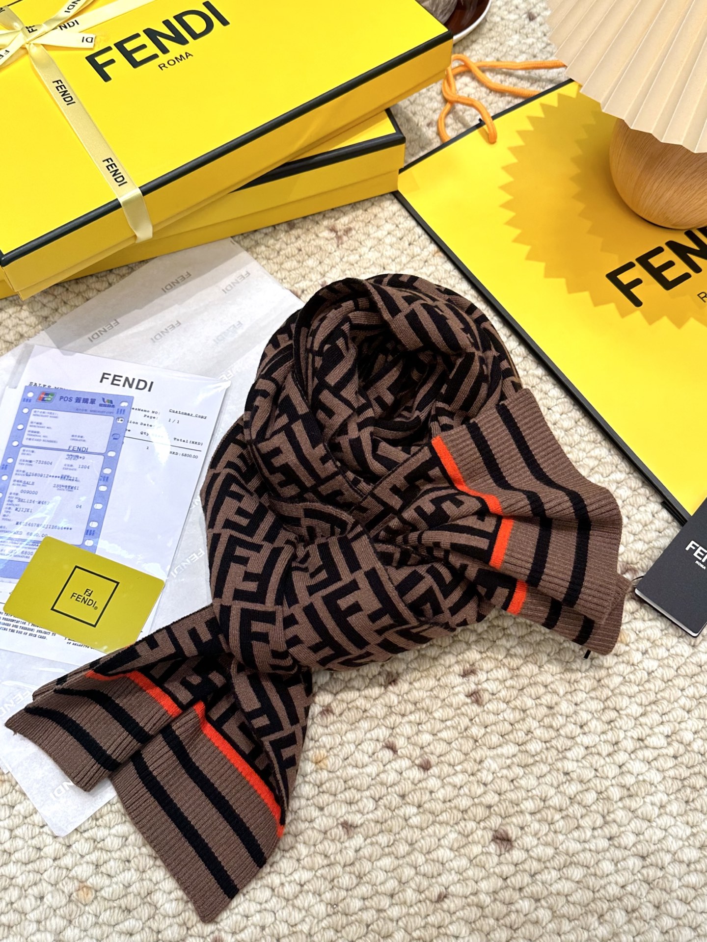 🆕Fendi · 经典FF针织长巾❗️芬迪 喜欢小众不撞款的Fendi推荐入！】时髦过冬！！非常的低调奢
