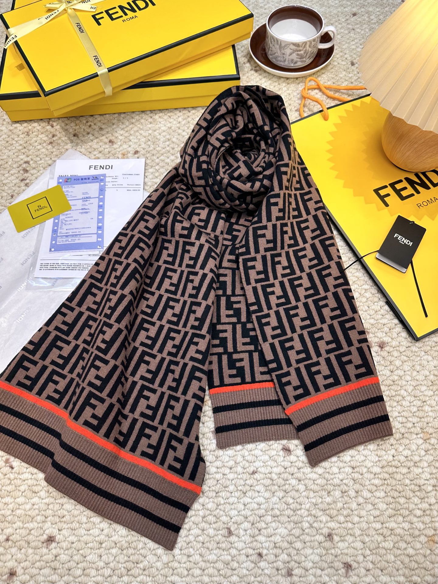 🆕Fendi · 经典FF针织长巾❗️芬迪 喜欢小众不撞款的Fendi推荐入！】时髦过冬！！非常的低调奢