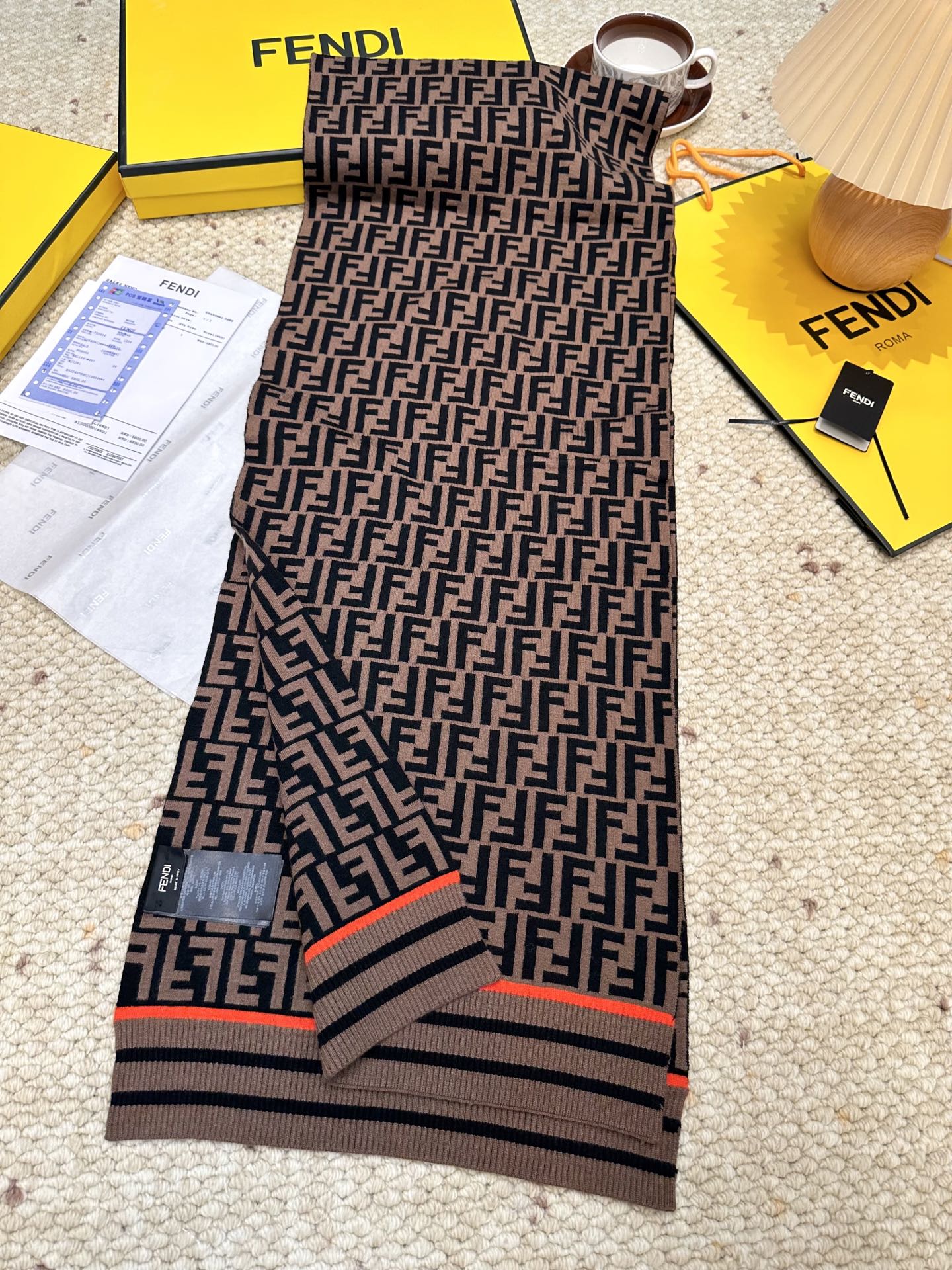 🆕Fendi · 经典FF针织长巾❗️芬迪 喜欢小众不撞款的Fendi推荐入！】时髦过冬！！非常的低调奢