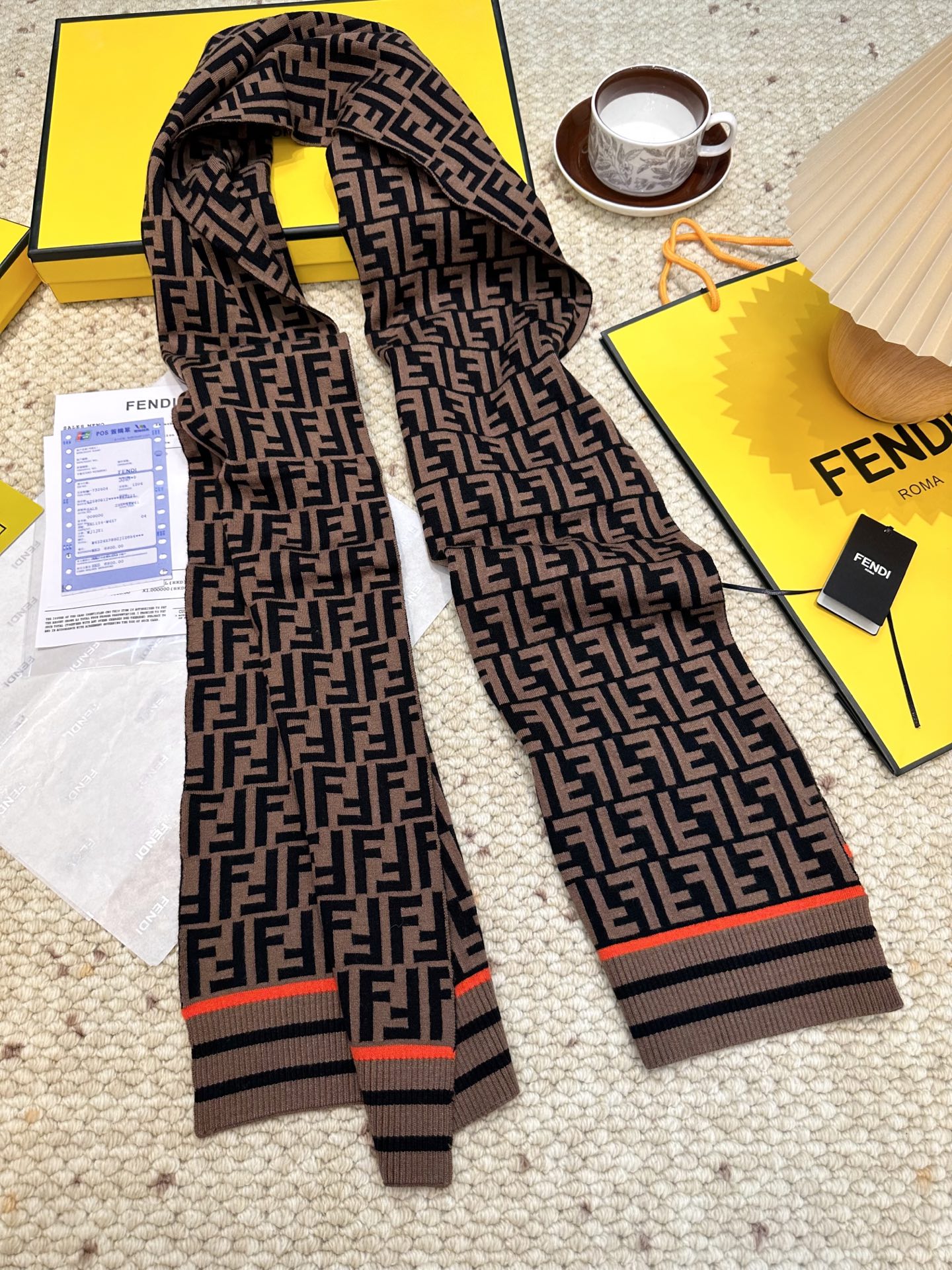 🆕Fendi · 经典FF针织长巾❗️芬迪 喜欢小众不撞款的Fendi推荐入！】时髦过冬！！非常的低调奢