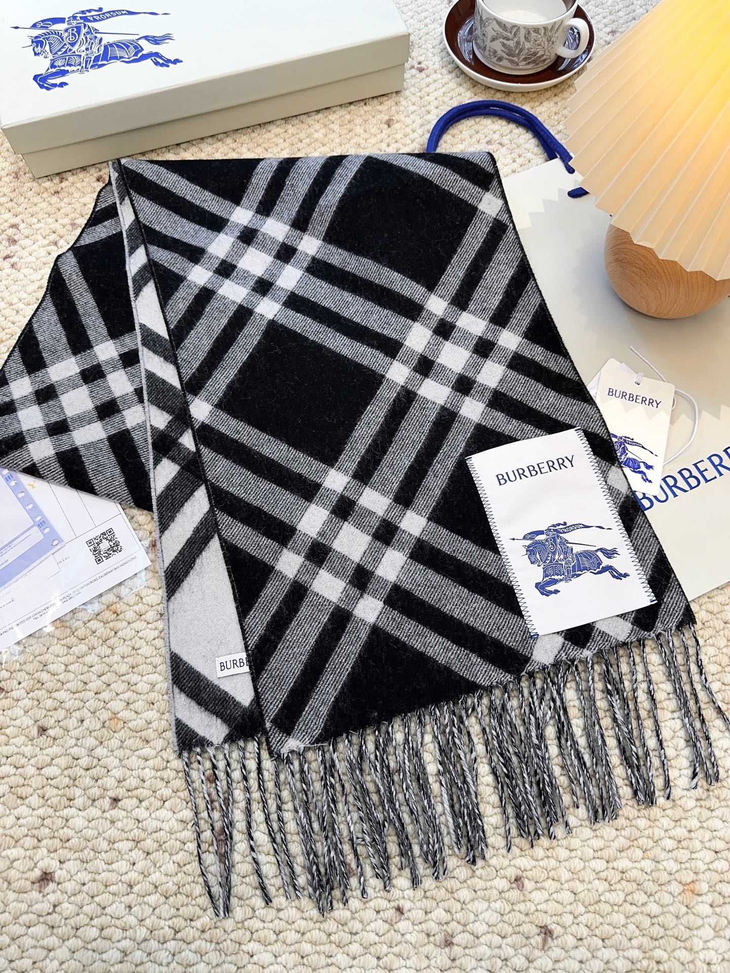 2025（burerry）怒推走量新款🎊巴宝莉官网最新款💥 100%顶级双面山羊绒材质🔥非常保暖👑 柔软