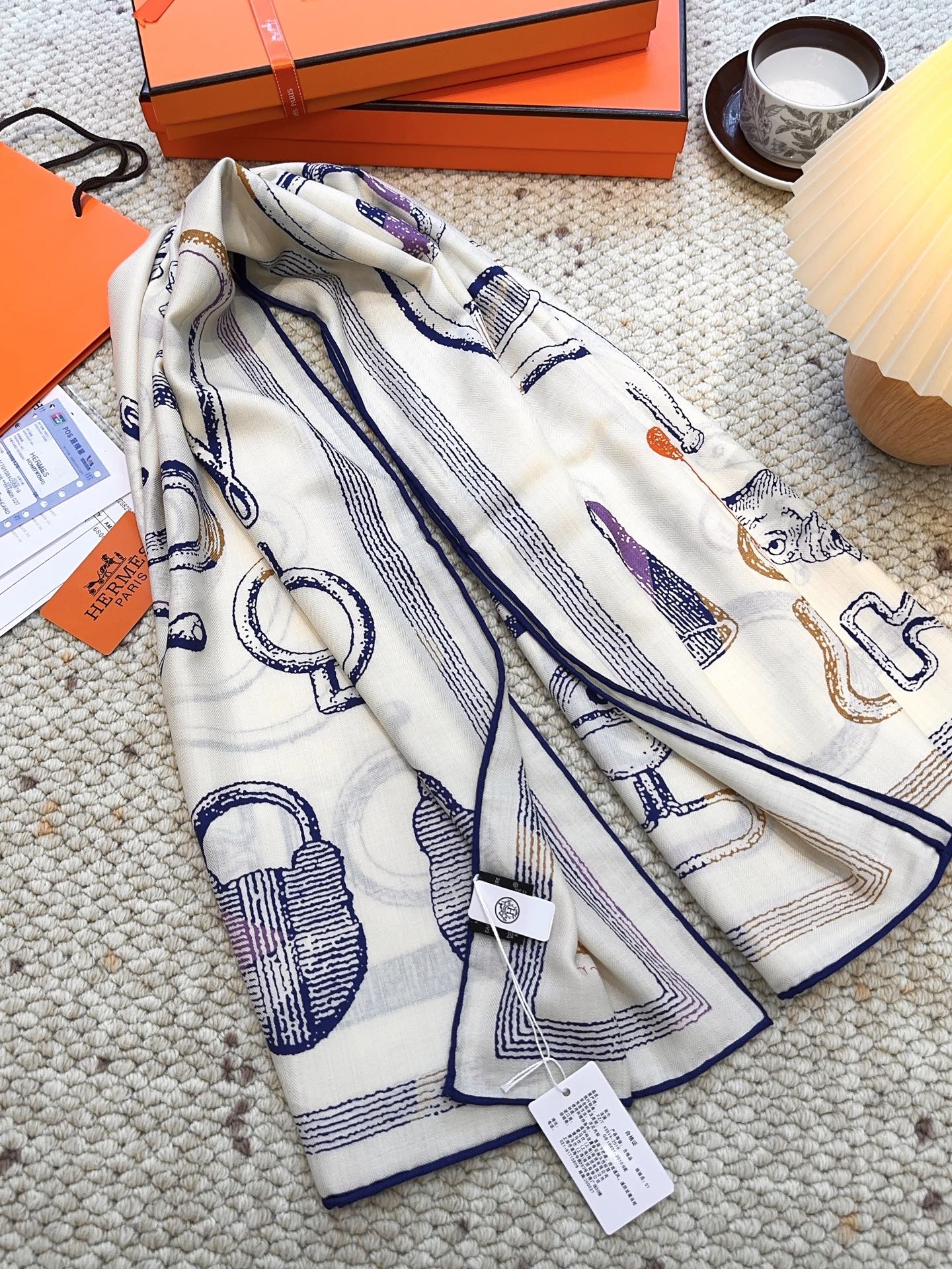 爱马仕(Hermes)【💗】 | “马具故事的诗意回顾”140披肩 【三色 上新❤️】 永远秉承高品质天