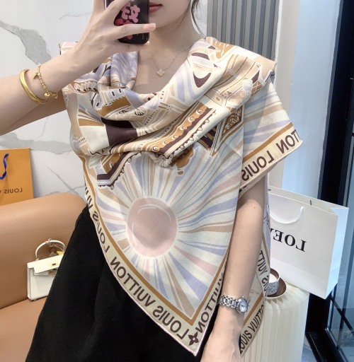 Louis Vuitton x TM Monogram Superflat Flowers Shawl - Beige Silk & Wool Blend 1 Louis Vuitton x TM Monogram Superflat Flowers Shawl - Beige Silk & Wool Blend