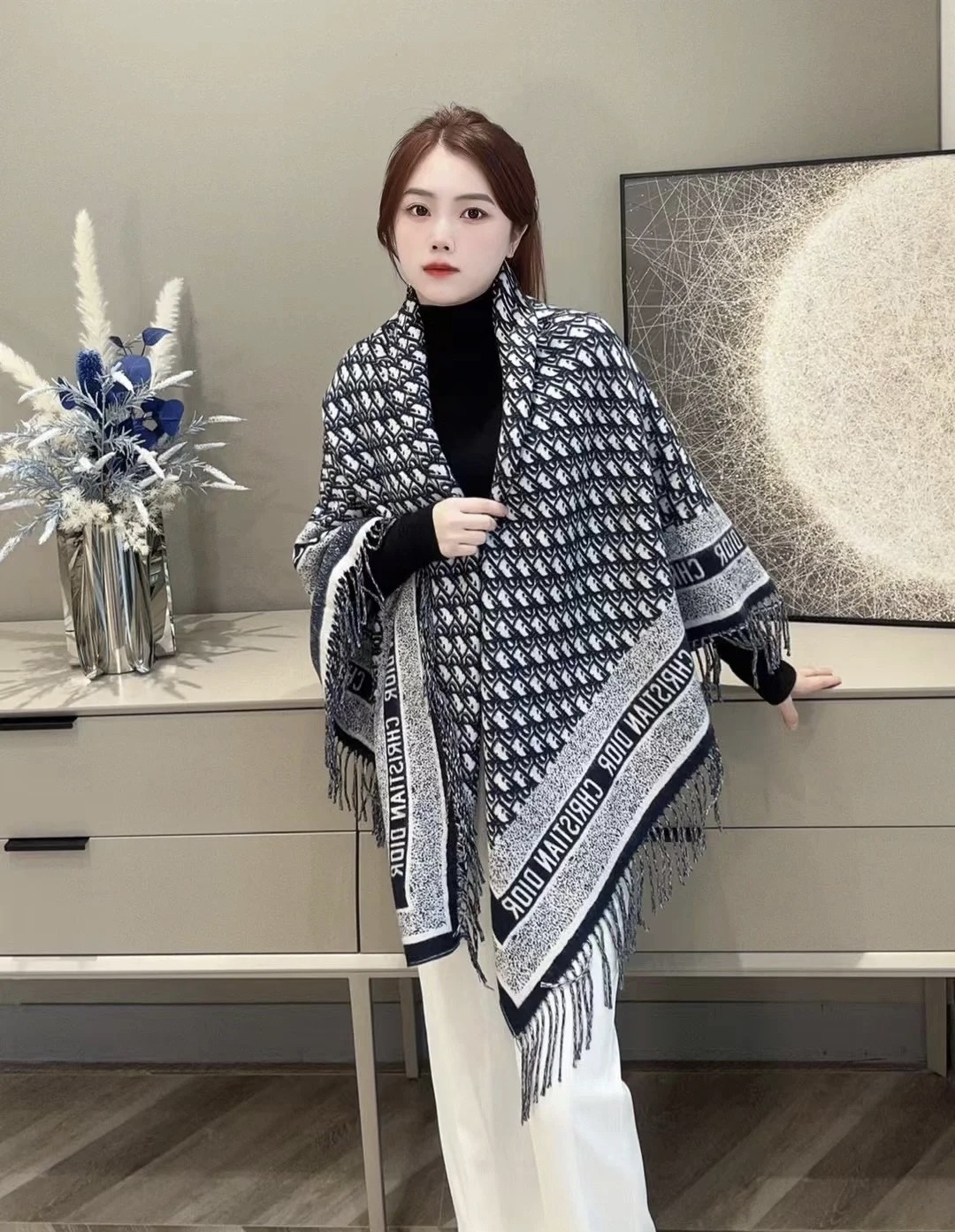 ✔️【顶级版本】DIOR 迪奥CD提花logo印花大方巾围巾披肩毛毯三用，这款围巾超级大，尺寸达到140