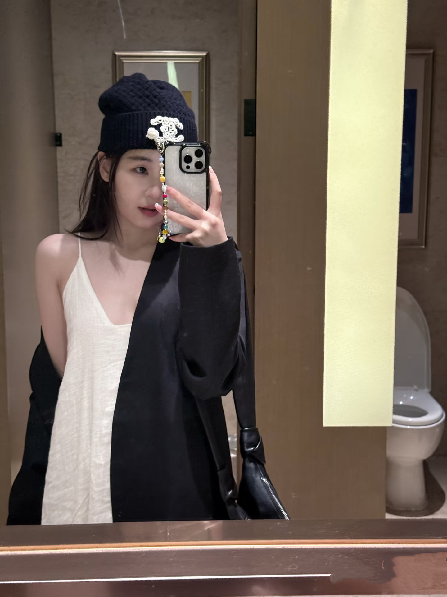 Chanel CHANEL（香奈儿） | 双C山茶花菠萝针织冷帽 推荐