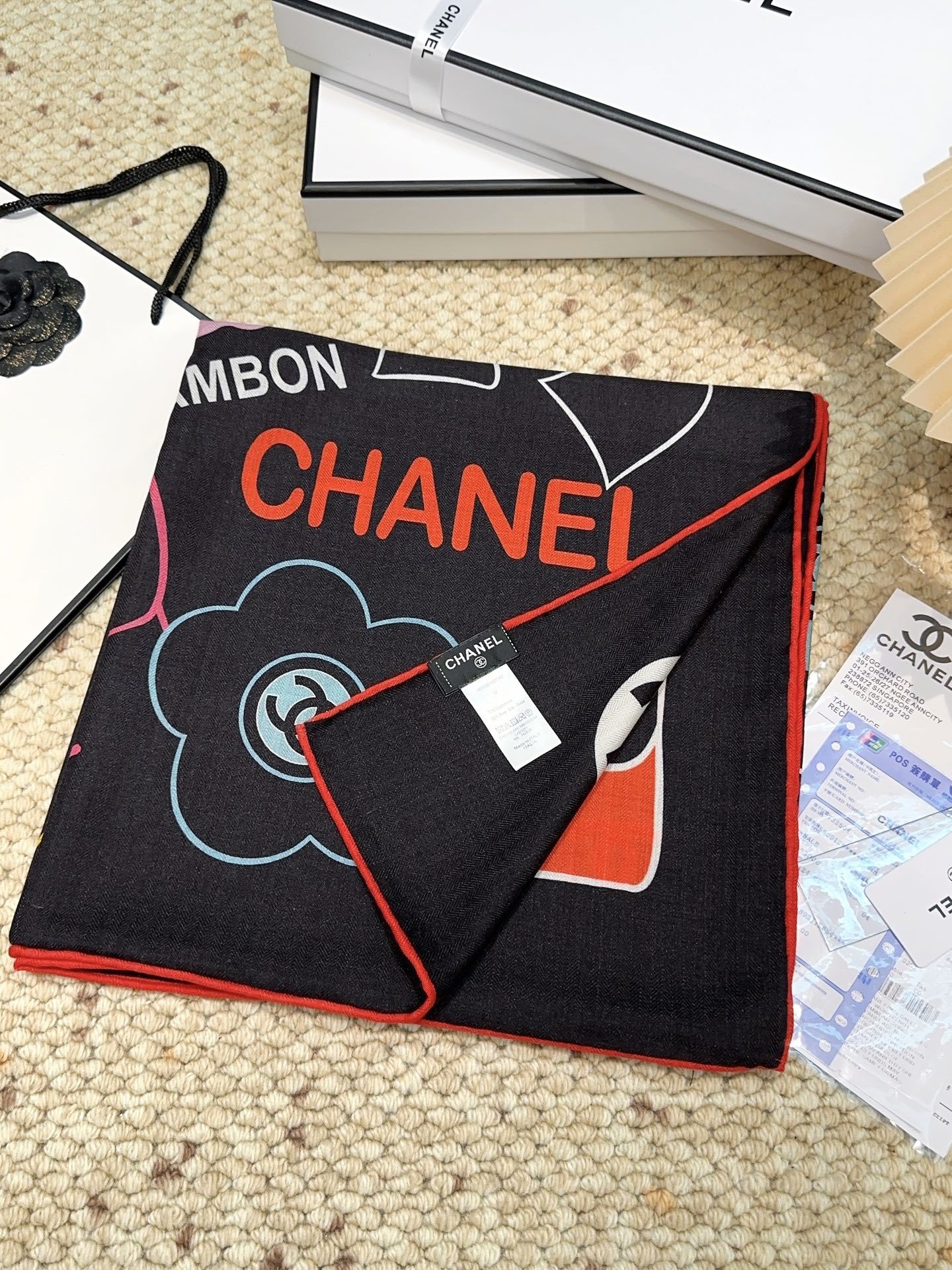 香奈儿(CHANEL)140*140上新❤️【真丝丝绒款】Chanel 【▪️温柔而娴静,logo优雅气