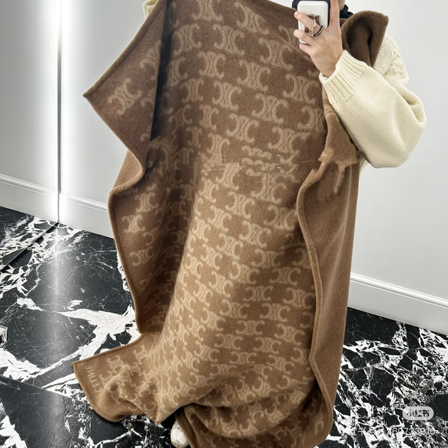 赛琳双面提花家居毛毯 经典赛琳logo矩阵图案，三段卷边 手感柔软 亲肤感极佳 原版原标 小众好货 车载