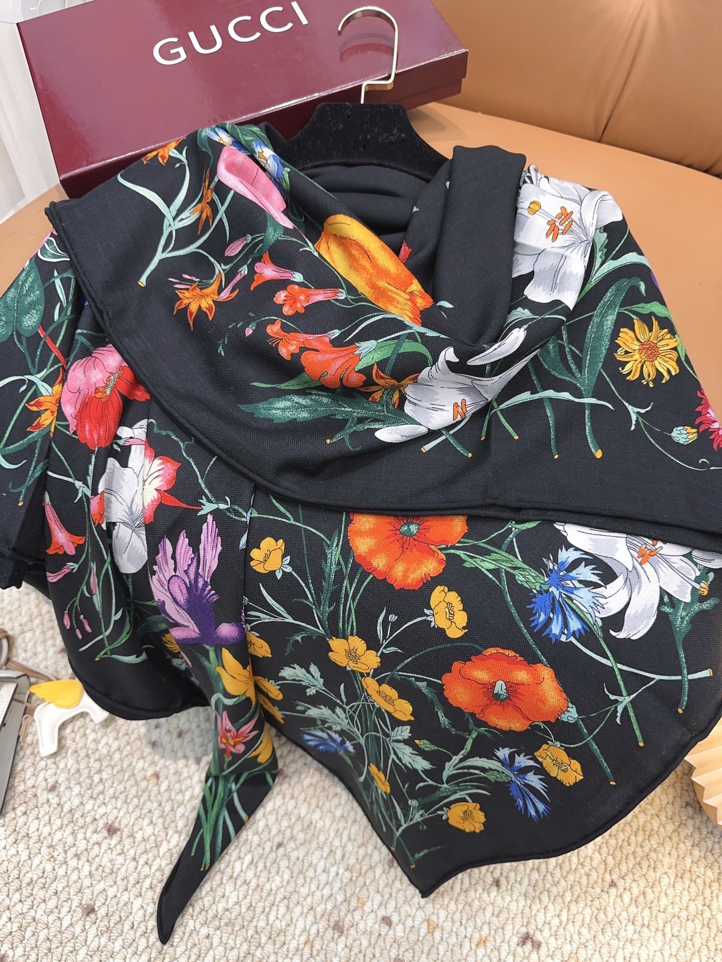 GUCCI(古驰)【鸟语花香】美不可言,纵情口碑线!重磅花园素描系列~Gucci的稀有设计!!!】温温柔