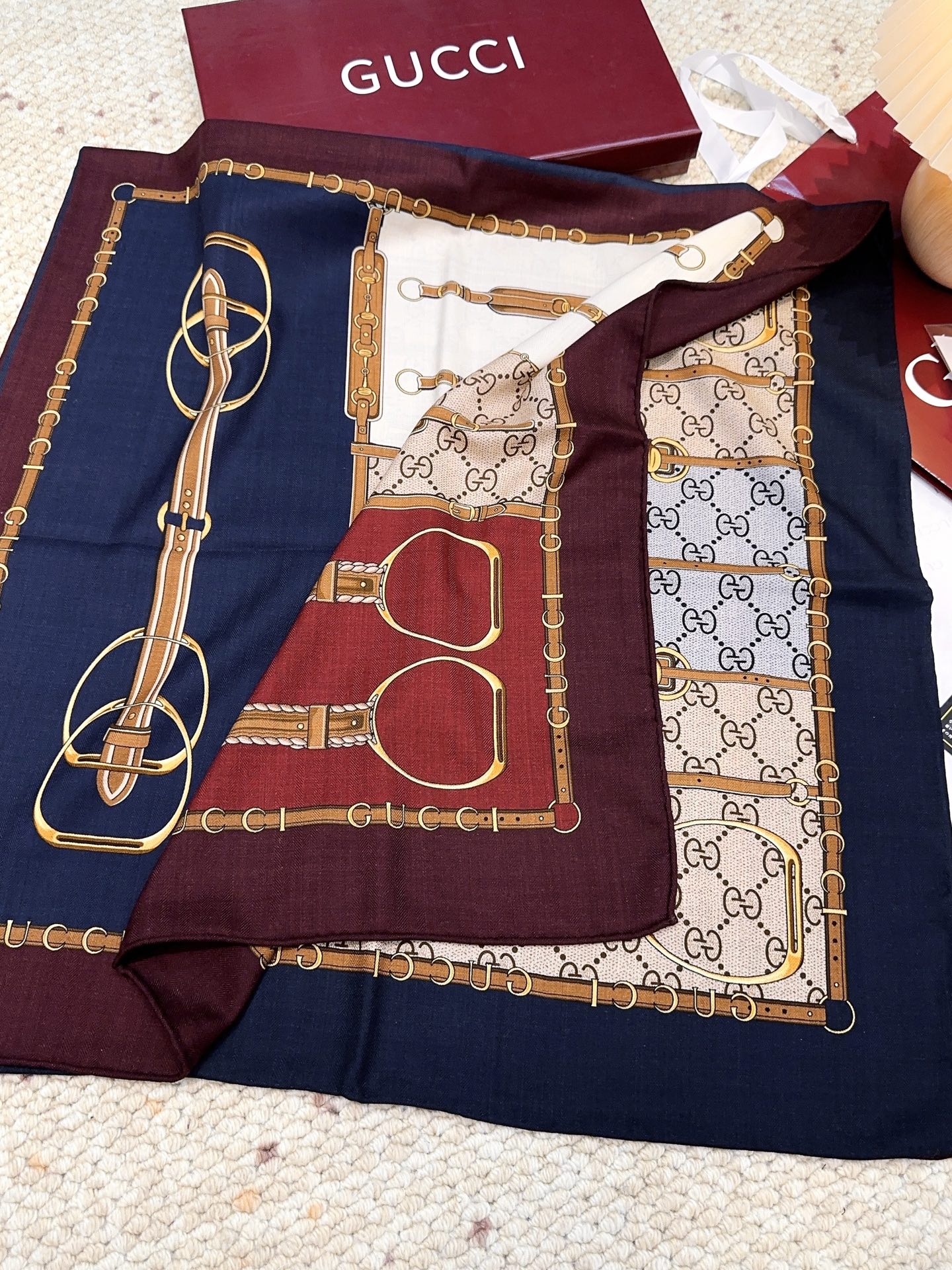 GUCCI（古驰）美不可言，纵情口碑线！重磅花园素描系列~Gucci的稀有设计！！！】温温柔柔的惊艳四座