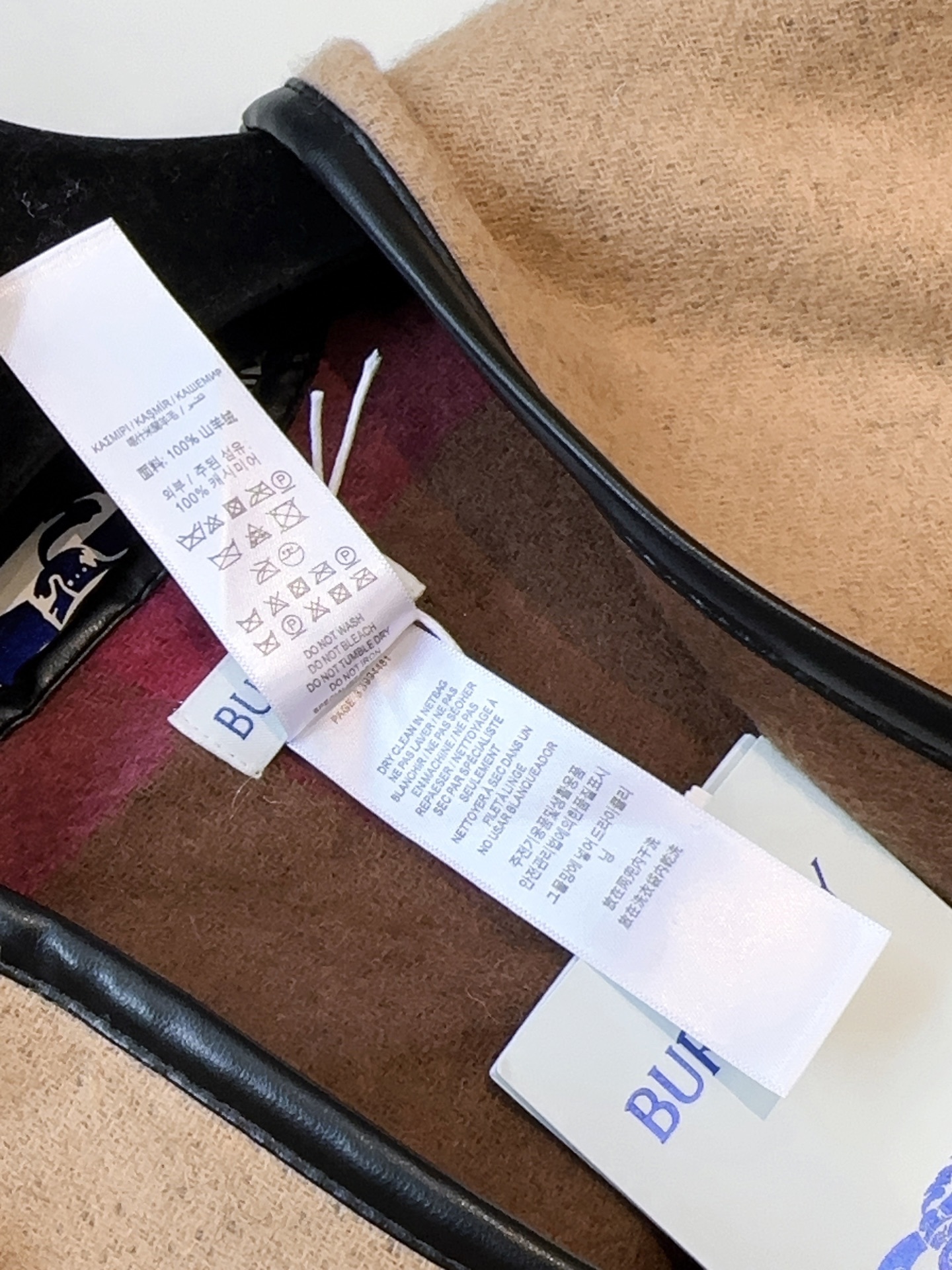 原单burberry最新款骑士战马双面提花披肩斗篷‼️经典中的经典.❗️这批原单全包.本来订制出口单.但