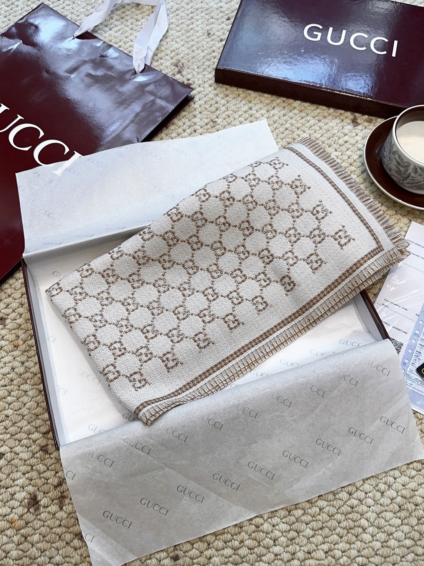 G家。【小G双面-▪️Gu秋冬新款，专柜主打的GG时髦复古双面羊毛围巾！！】Gu主打系列，太喜欢这样的调