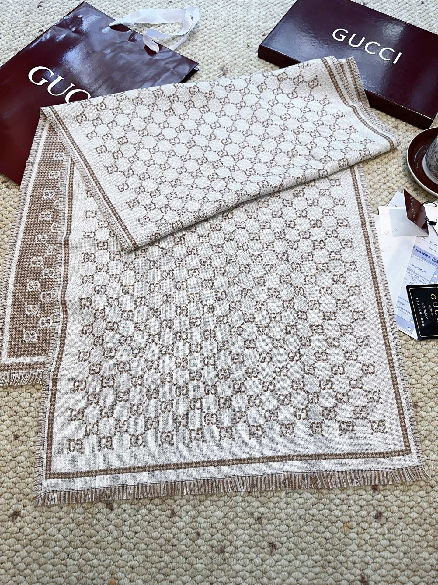 G家。【小G双面-▪️Gu秋冬新款，专柜主打的GG时髦复古双面羊毛围巾！！】Gu主打系列，太喜欢这样的调