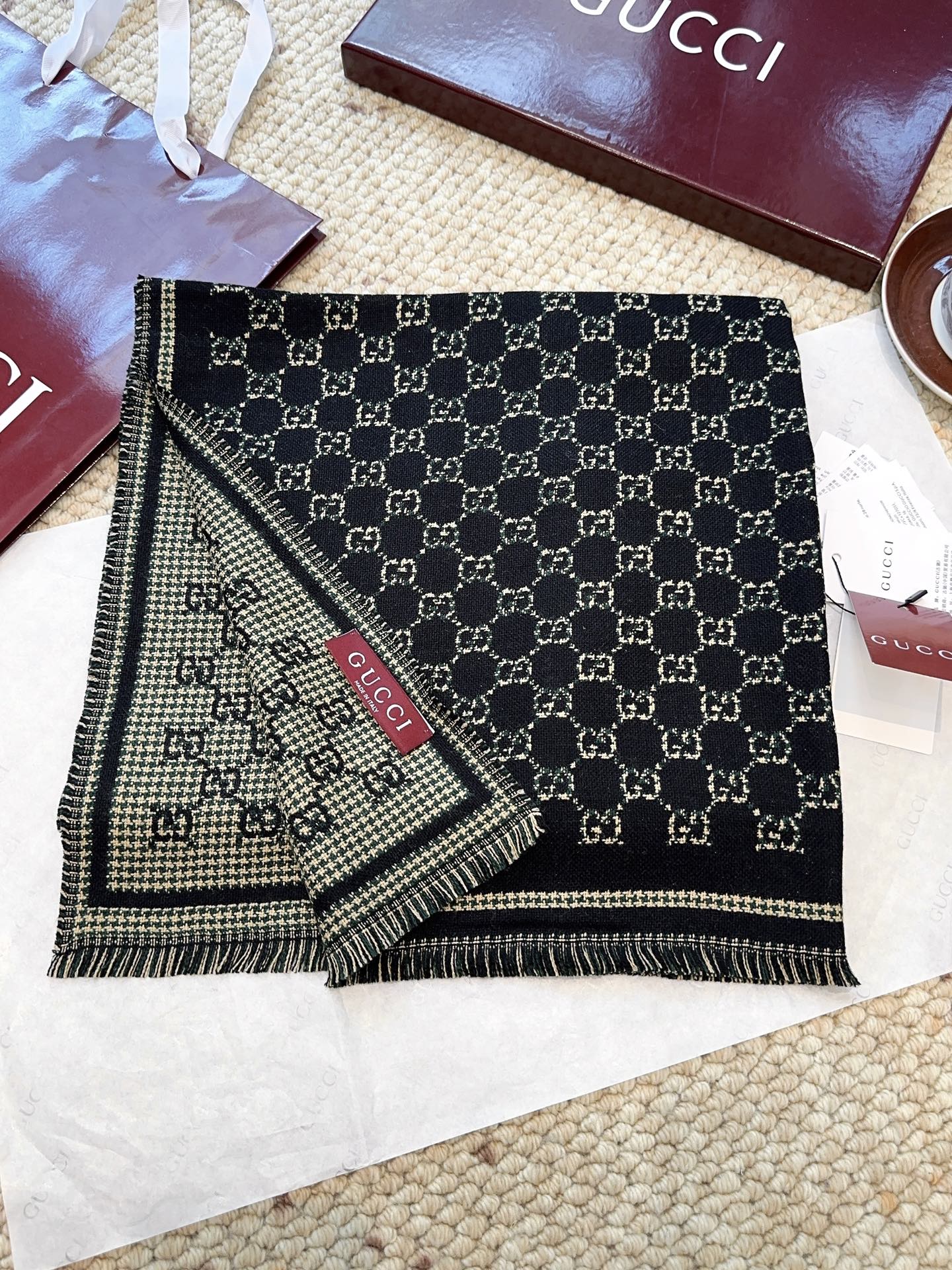 G家。【小G双面-▪️Gu秋冬新款，专柜主打的GG时髦复古双面羊毛围巾！！】Gu主打系列，太喜欢这样的调