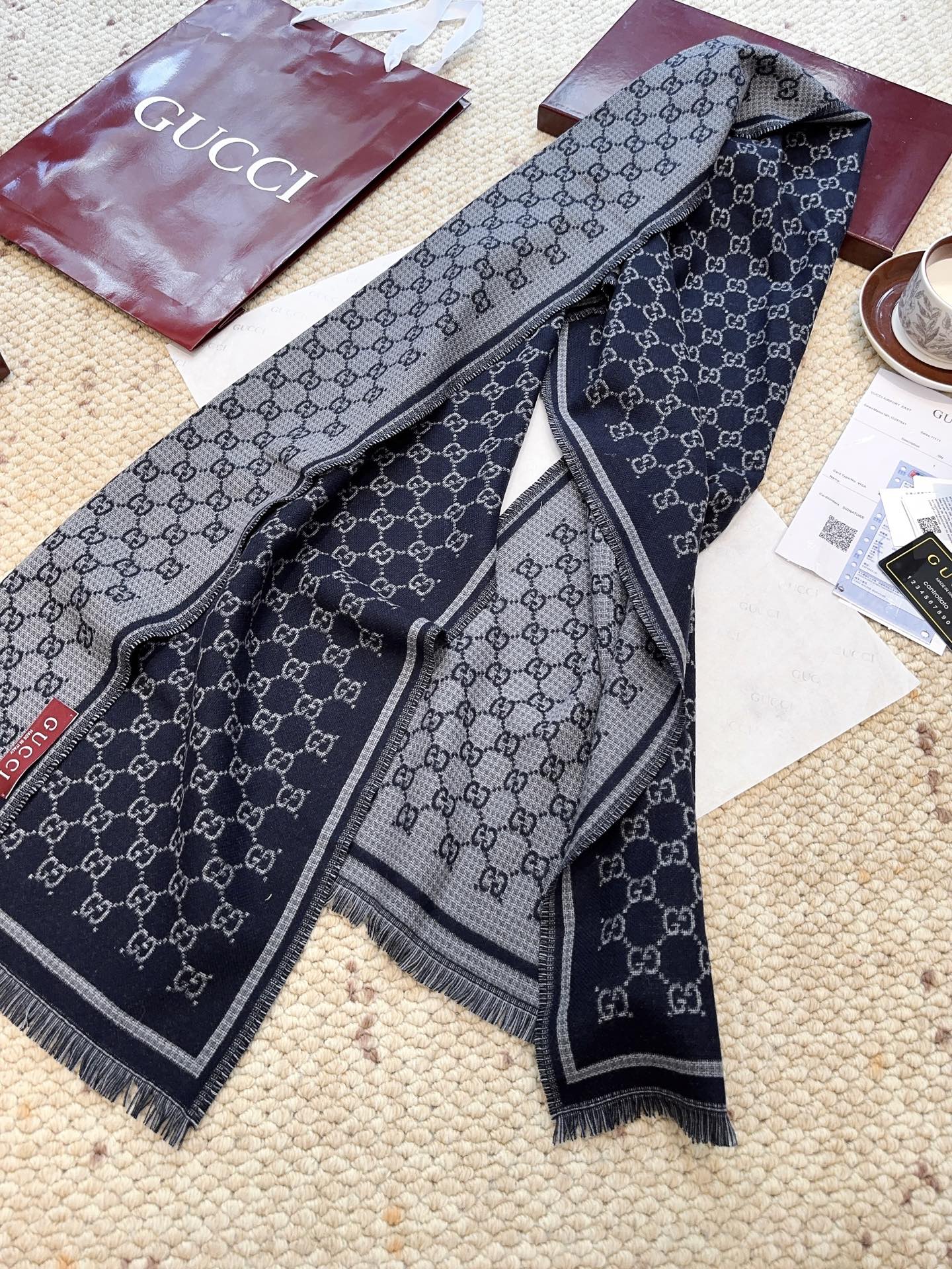 G家。【小G双面-▪️Gu秋冬新款，专柜主打的GG时髦复古双面羊毛围巾！！】Gu主打系列，太喜欢这样的调