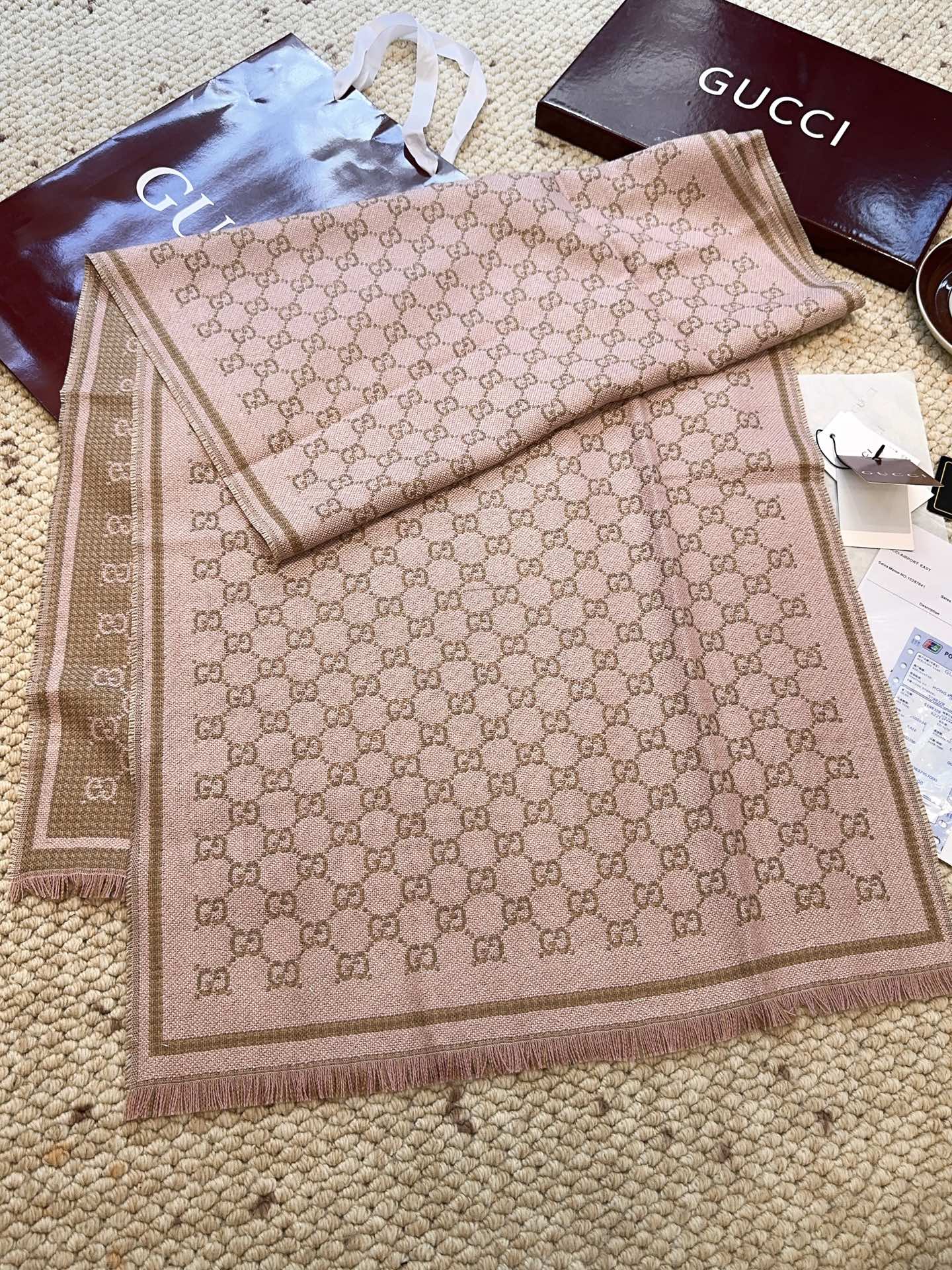 G家。【小G双面-▪️Gu秋冬新款，专柜主打的GG时髦复古双面羊毛围巾！！】Gu主打系列，太喜欢这样的调