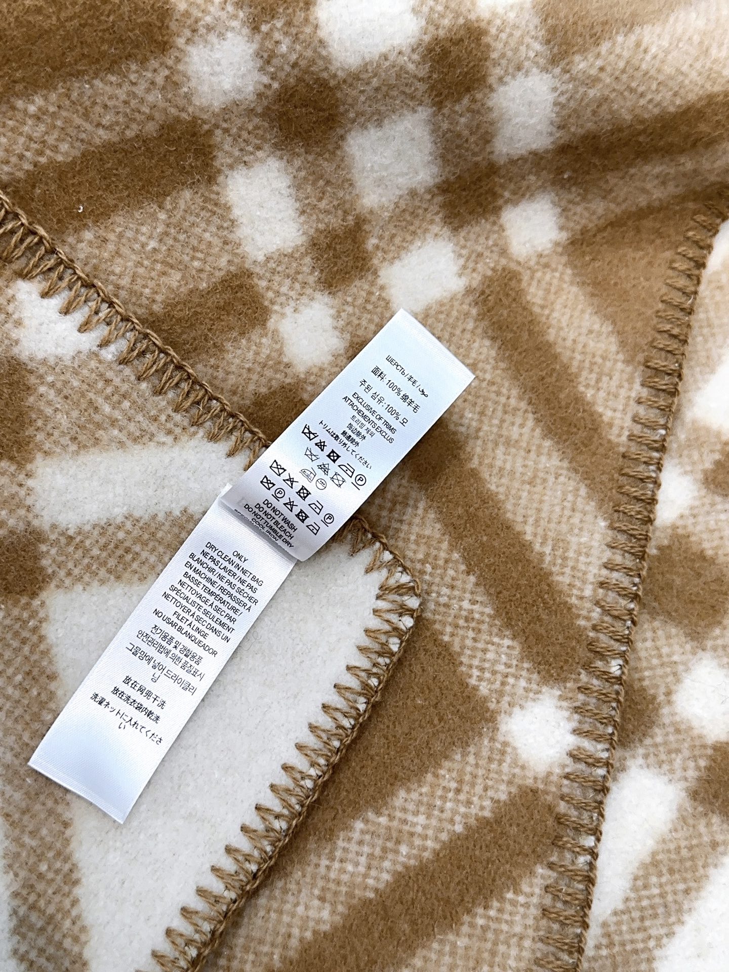 Burberry可遇不可求的王炸级单品，绝对是独家级别，工艺与材料完全与正品无区别，粗犷耐用，厚实保暖 