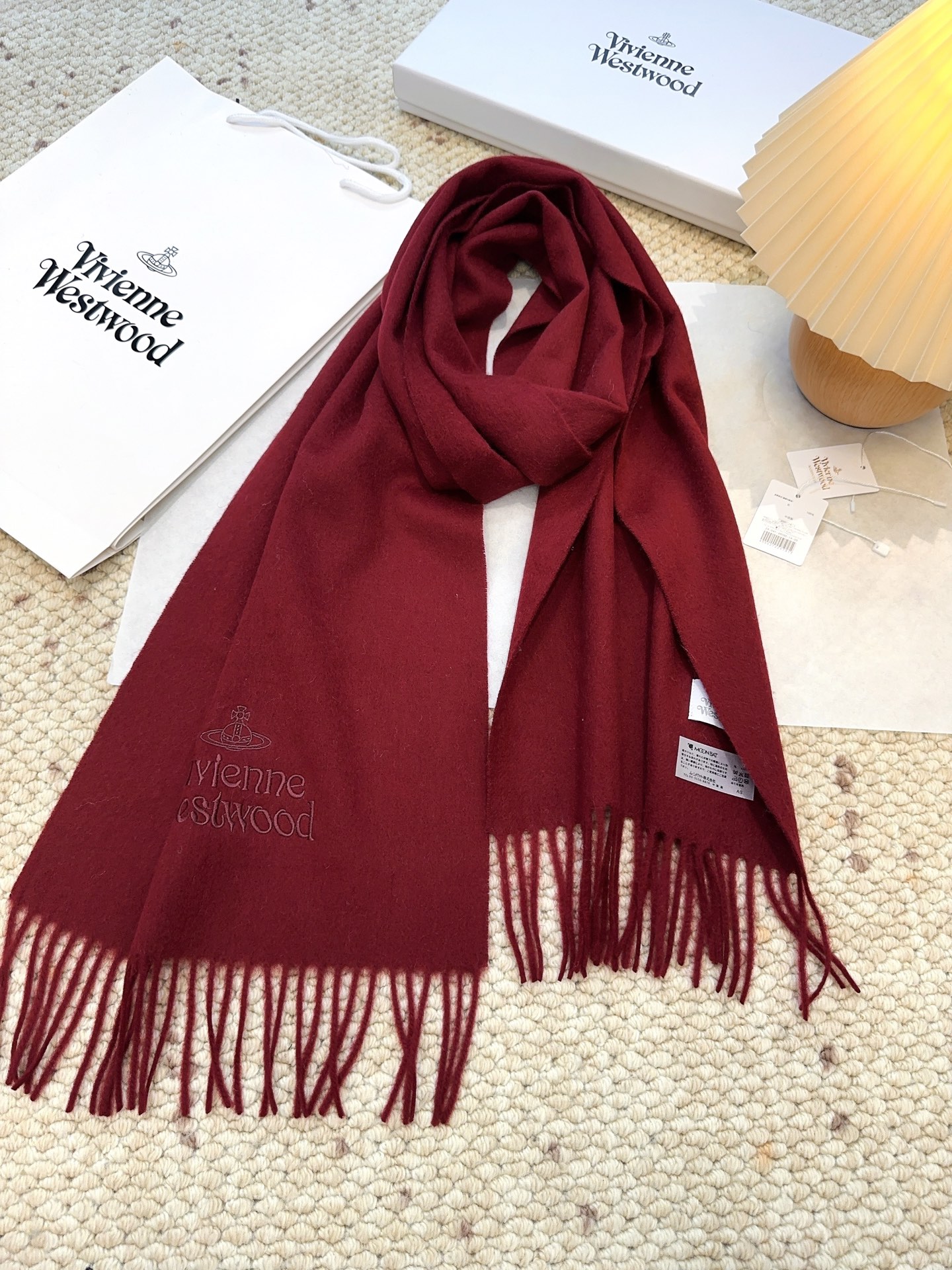 𝐕𝐢𝐯𝐢𝐞𝐧𝐧𝐞 𝐖𝐞𝐬𝐭𝐰𝐨𝐨𝐝🪐✨【薇薇安 · 西太后】极品山羊绒小围巾，送人自留都太高大上了😍重磅