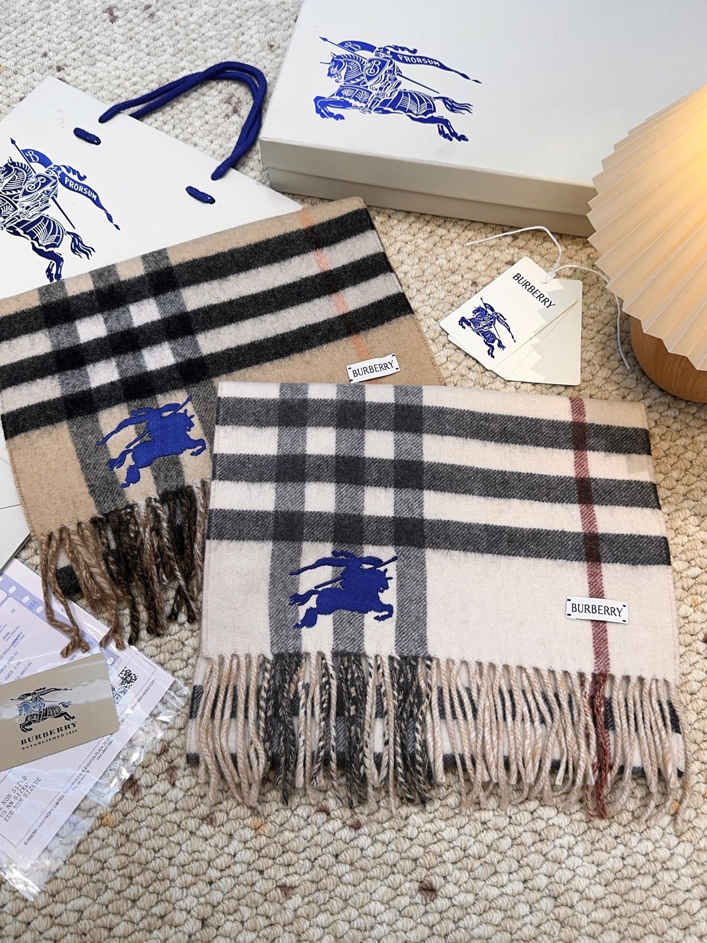 ❤️最新款 B双刺 双面刺绣➕印花➕提花 大密度双面羊绒格子围巾 超高难度工艺 绝非一般coPy能做 原