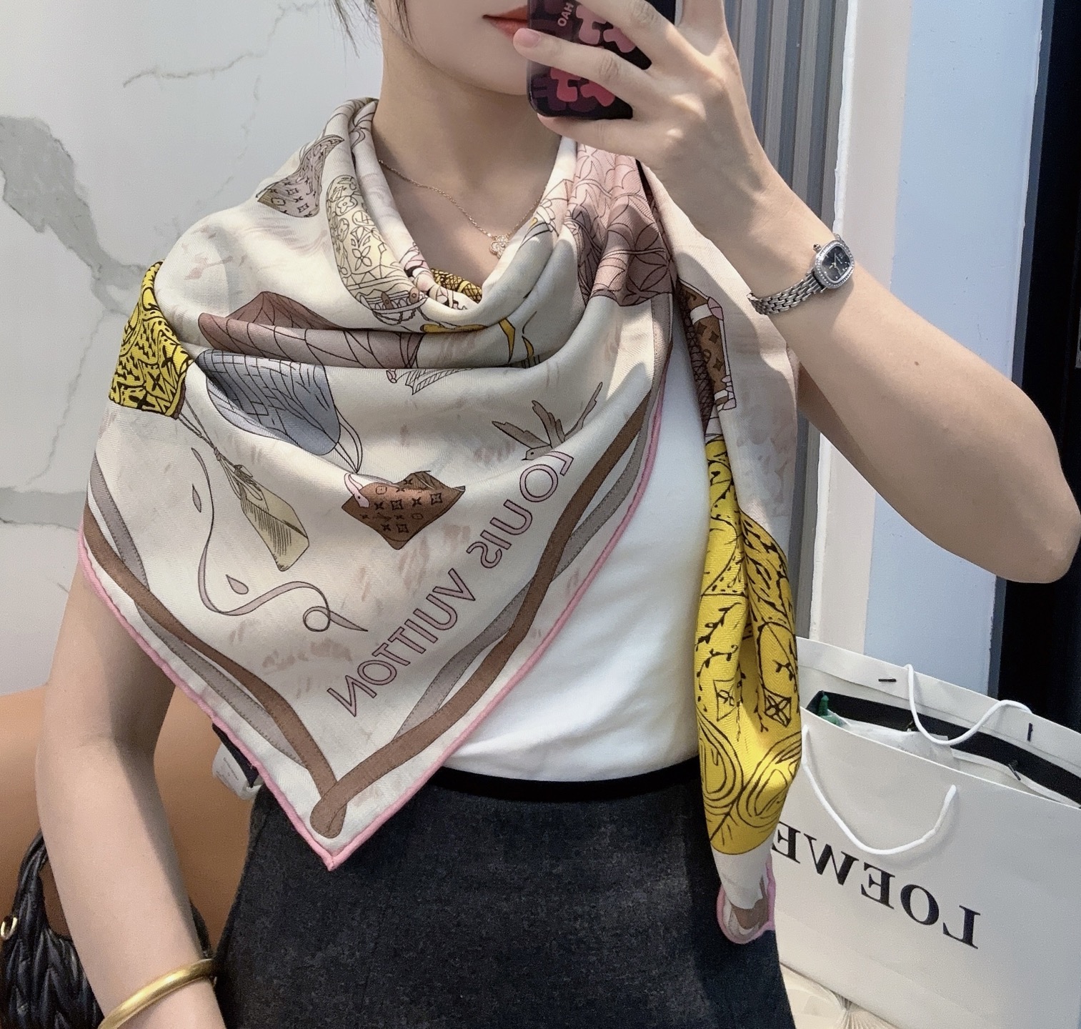 LV（路易威登）原单Lv140cm丝绒方巾，《热气球》，本款方巾全新加入 U价🉐️ and Away 系