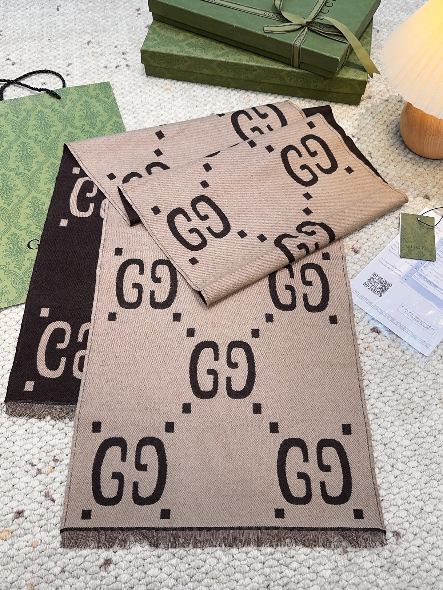 原单代工厂出品，大G围巾这是一款苏格兰风格-双面重工超级保暖的GG标识作为Gucci颇具代表性的传统精髓