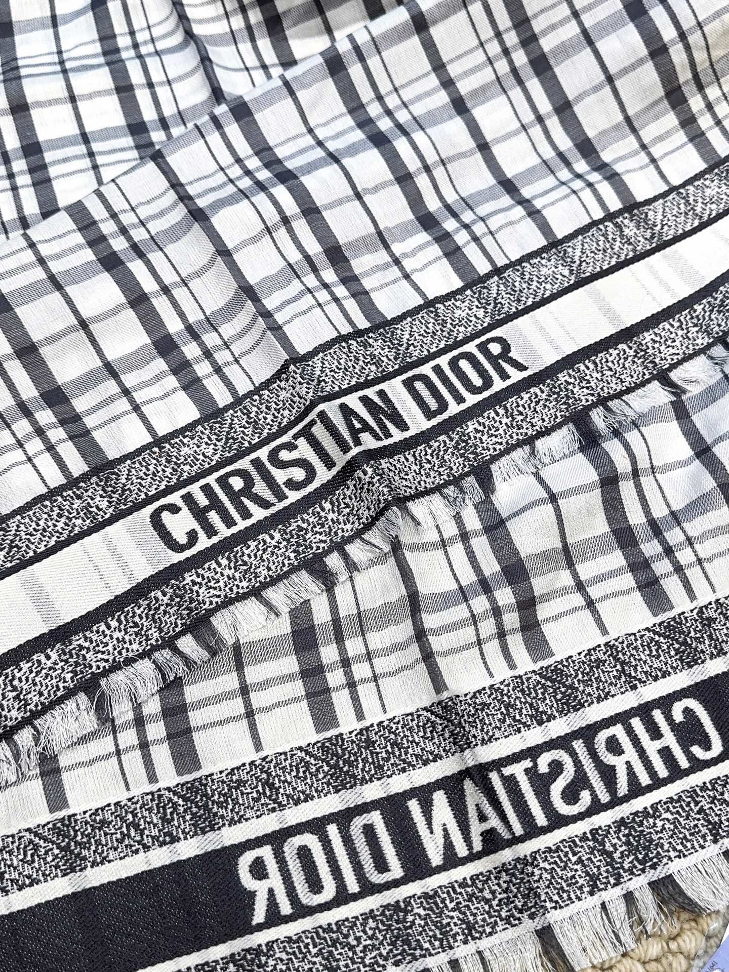 上新！2025年巴宝莉正装系列货 专供旗舰店的viP 💍💍💍顶级苏格兰进口山羊毛绒🎆无比的高贵优雅 知性