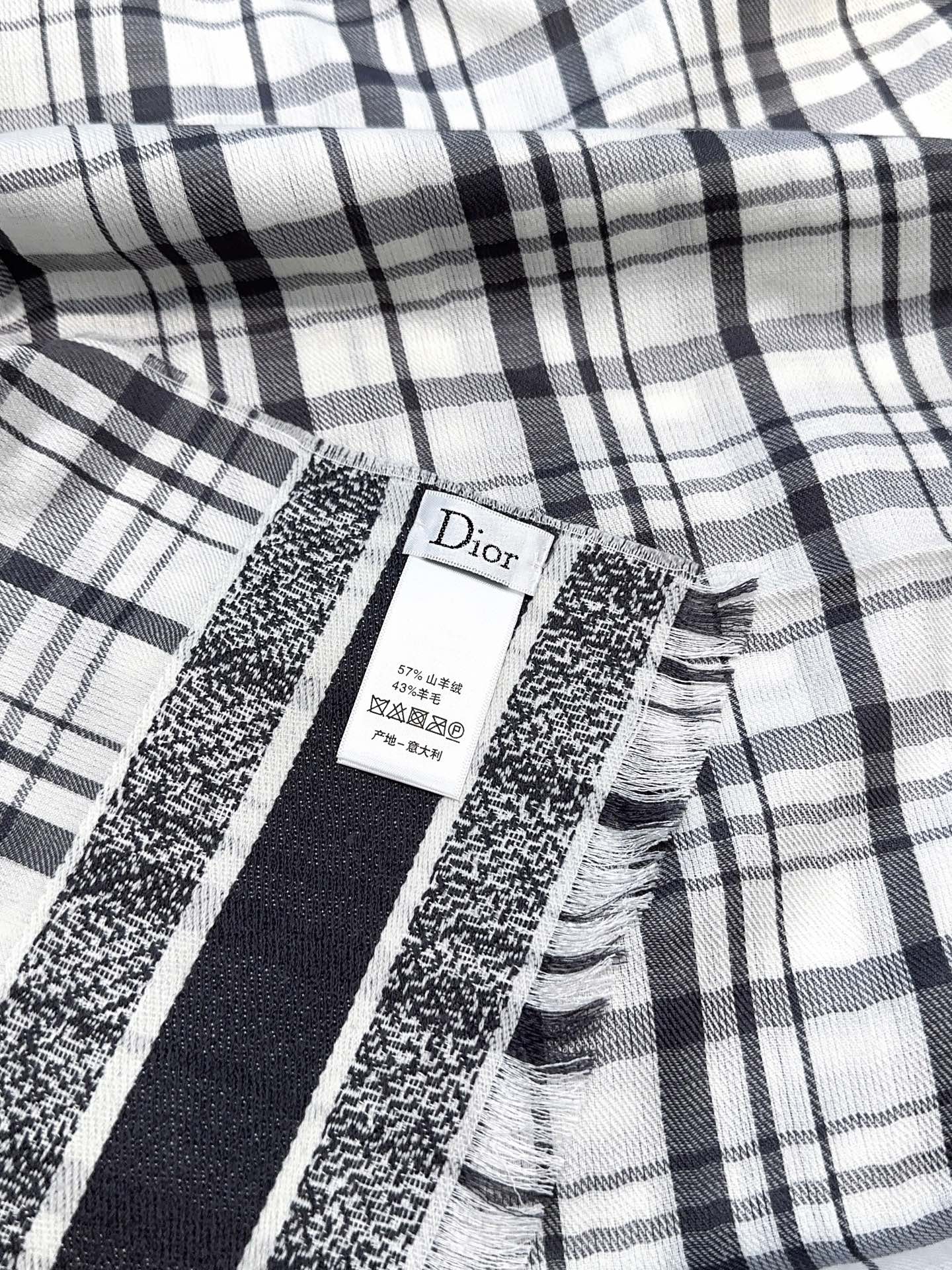 上新！2025年巴宝莉正装系列货 专供旗舰店的viP 💍💍💍顶级苏格兰进口山羊毛绒🎆无比的高贵优雅 知性