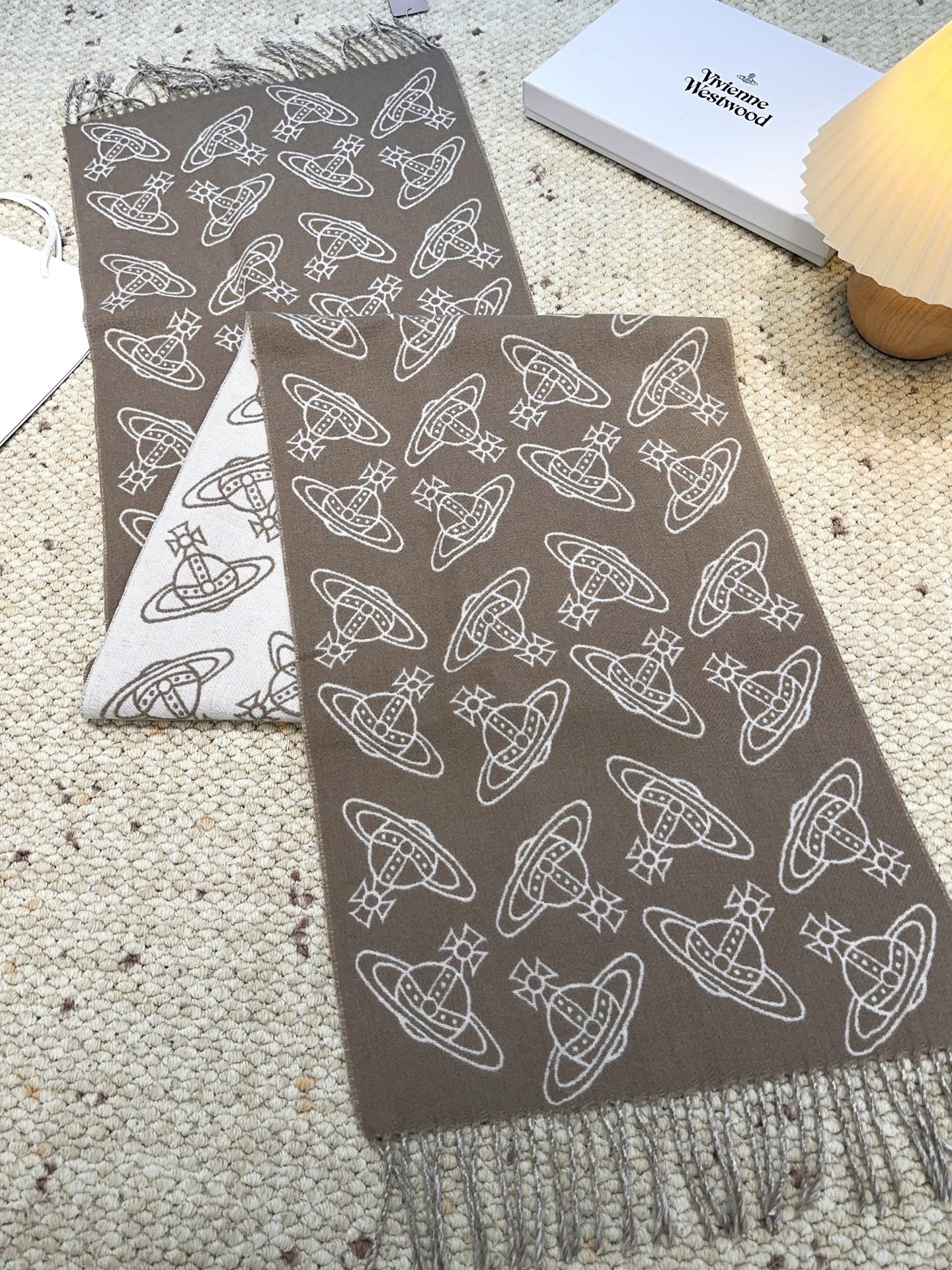 原单品质！英国朋克教母“西太后Vivienne Westwood”最爱的土星❗❗从精神上，Vivenne