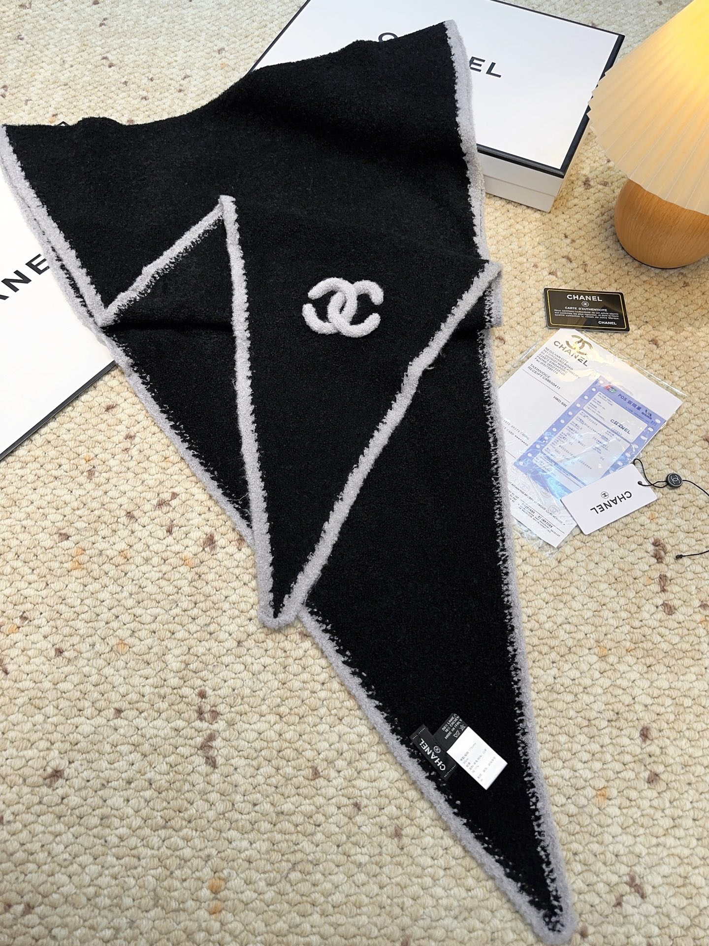 Chanel CHANEL（香奈儿） Chanel香奈儿秋冬 同步三角巾