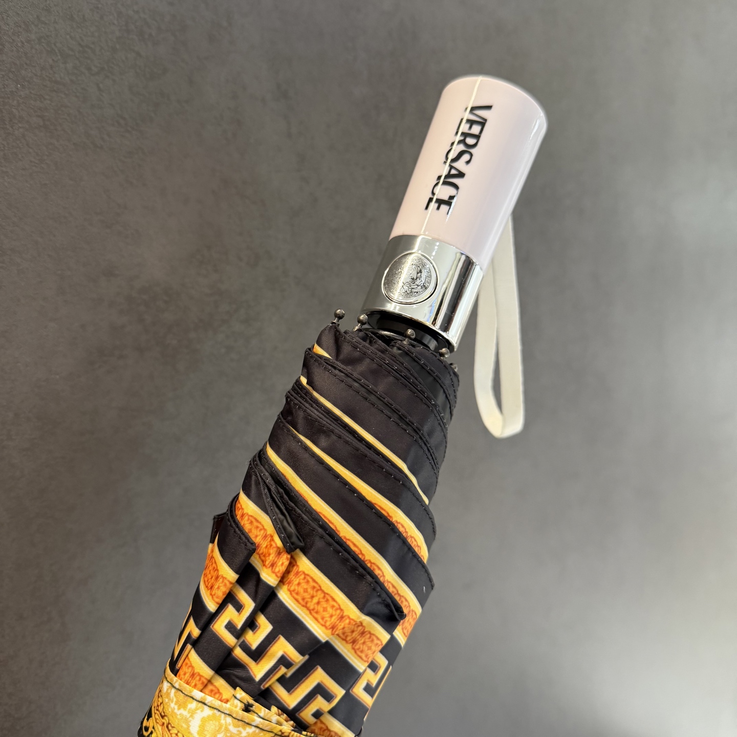 🌈🌈️范思哲（VERSACE）三折防晒睛雨伞。。 2025夏季新款 全自动折叠晴雨伞 内里黑色涂层防晒有