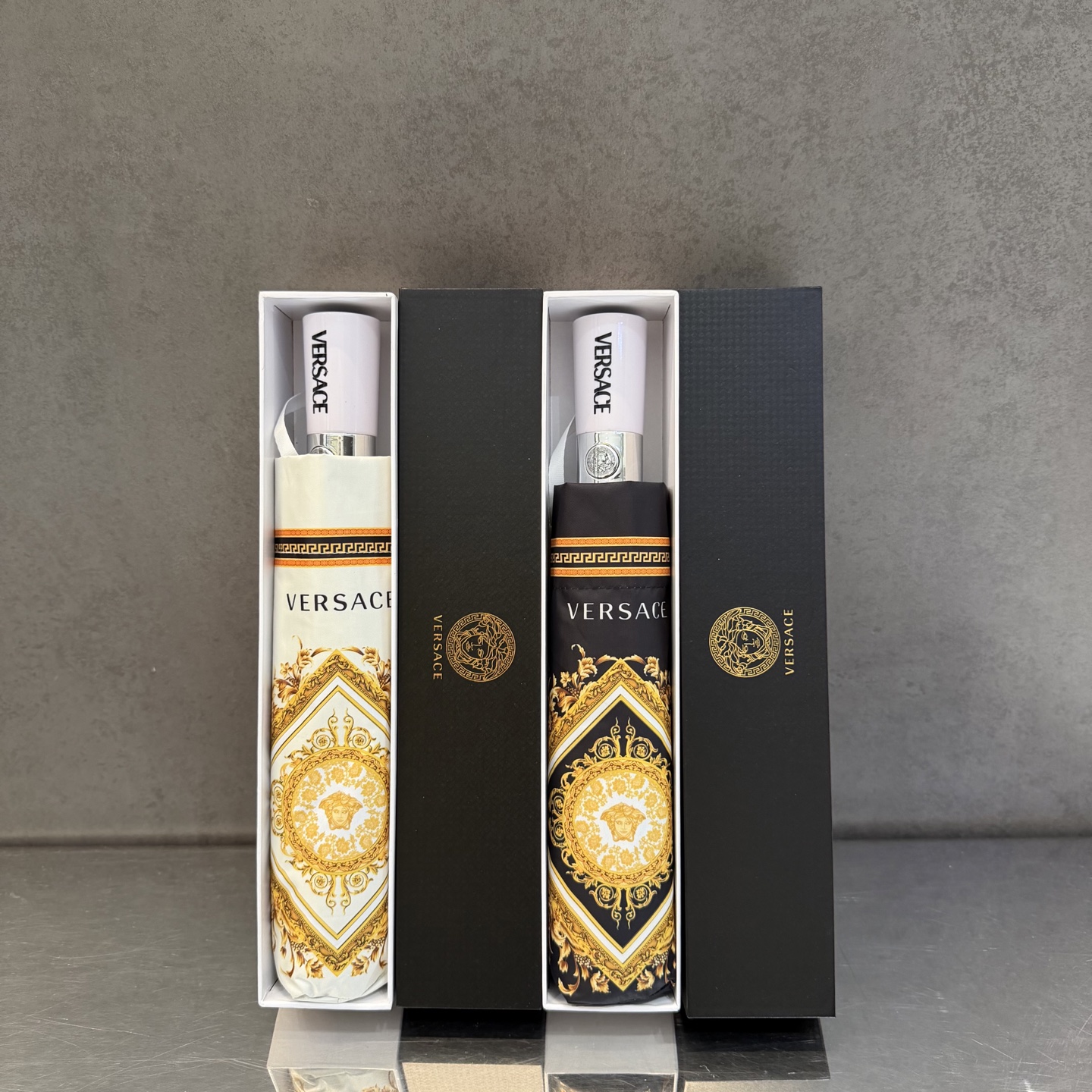 🌈🌈️范思哲（VERSACE）三折防晒睛雨伞。。 2025夏季新款 全自动折叠晴雨伞 内里黑色涂层防晒有