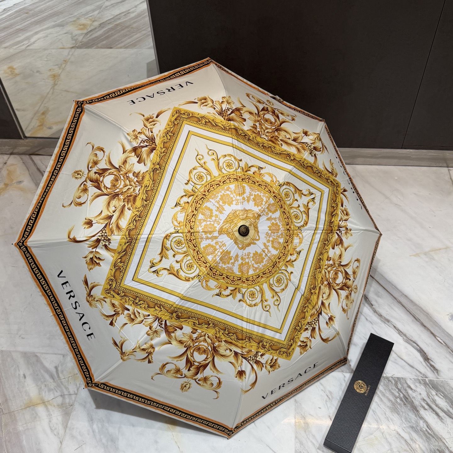 🌈🌈️范思哲（VERSACE）三折防晒睛雨伞。。 2025夏季新款 全自动折叠晴雨伞 内里黑色涂层防晒有