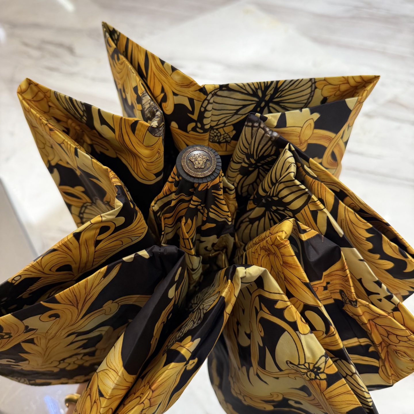 🌈🌈️范思哲（VERSACE）三折防晒睛雨伞。。 2025夏季新款 全自动折叠晴雨伞 内里黑色涂层防晒有