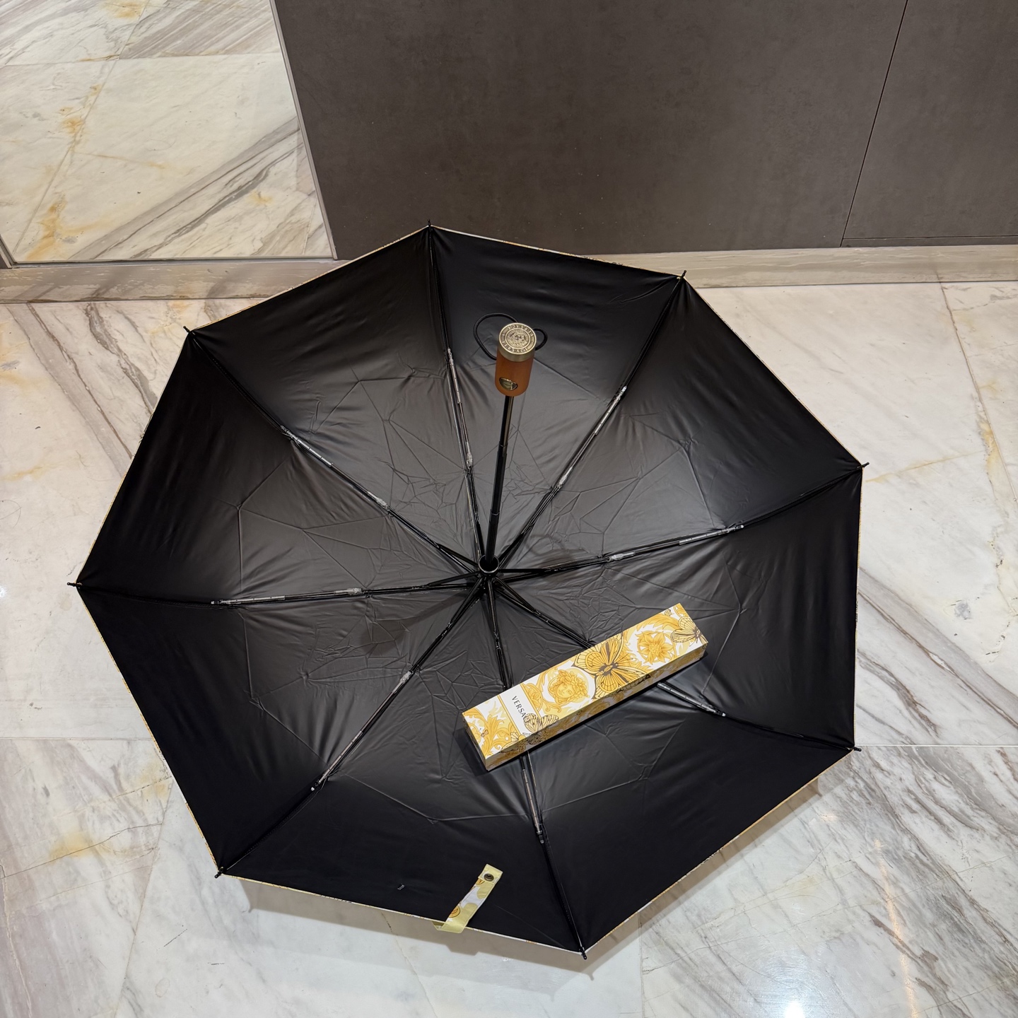 🌈🌈️范思哲（VERSACE）三折防晒睛雨伞。。 2025夏季新款 全自动折叠晴雨伞 内里黑色涂层防晒有