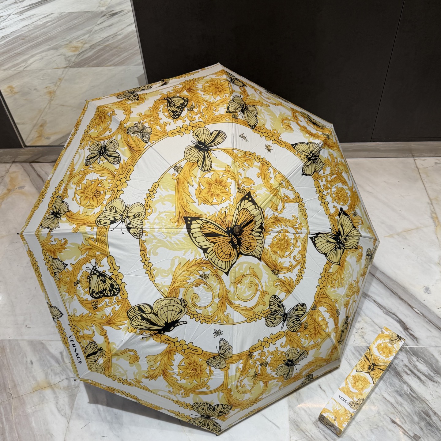 🌈🌈️范思哲（VERSACE）三折防晒睛雨伞。。 2025夏季新款 全自动折叠晴雨伞 内里黑色涂层防晒有