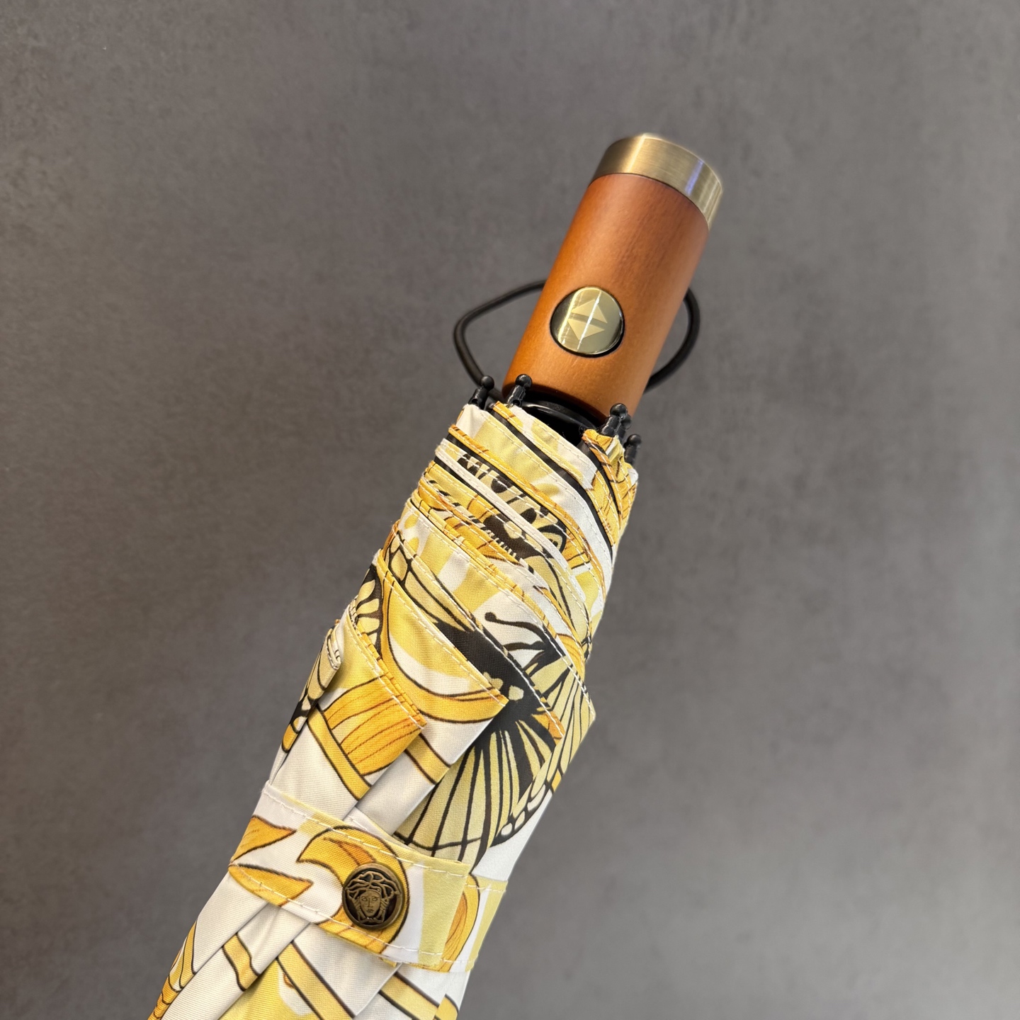 🌈🌈️范思哲（VERSACE）三折防晒睛雨伞。。 2025夏季新款 全自动折叠晴雨伞 内里黑色涂层防晒有