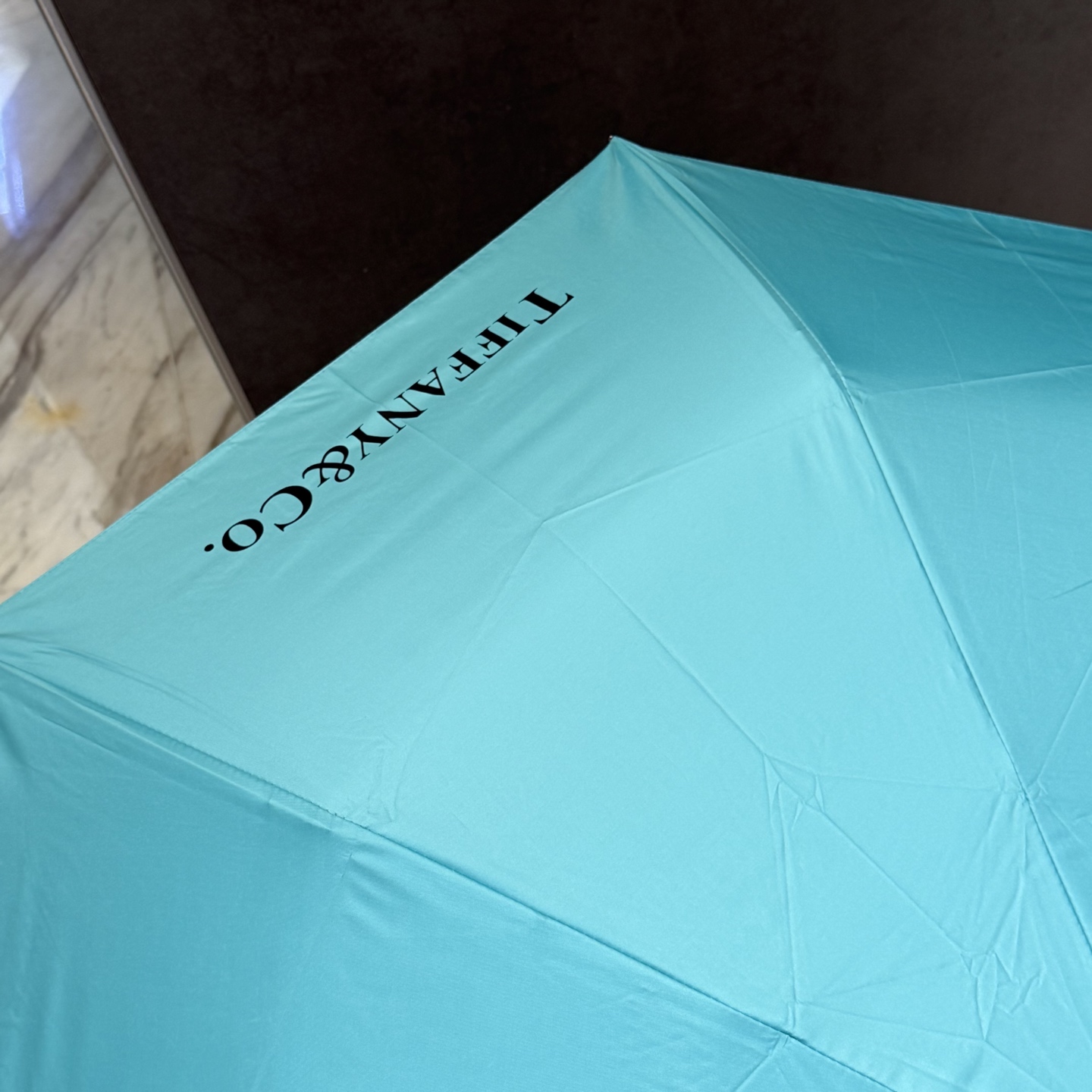 Tiffany蒂芙尼 防晒睛雨伞。。 夏季新款 全自动折叠晴雨伞 内里黑色涂层防晒有效阻隔紫外线99%，