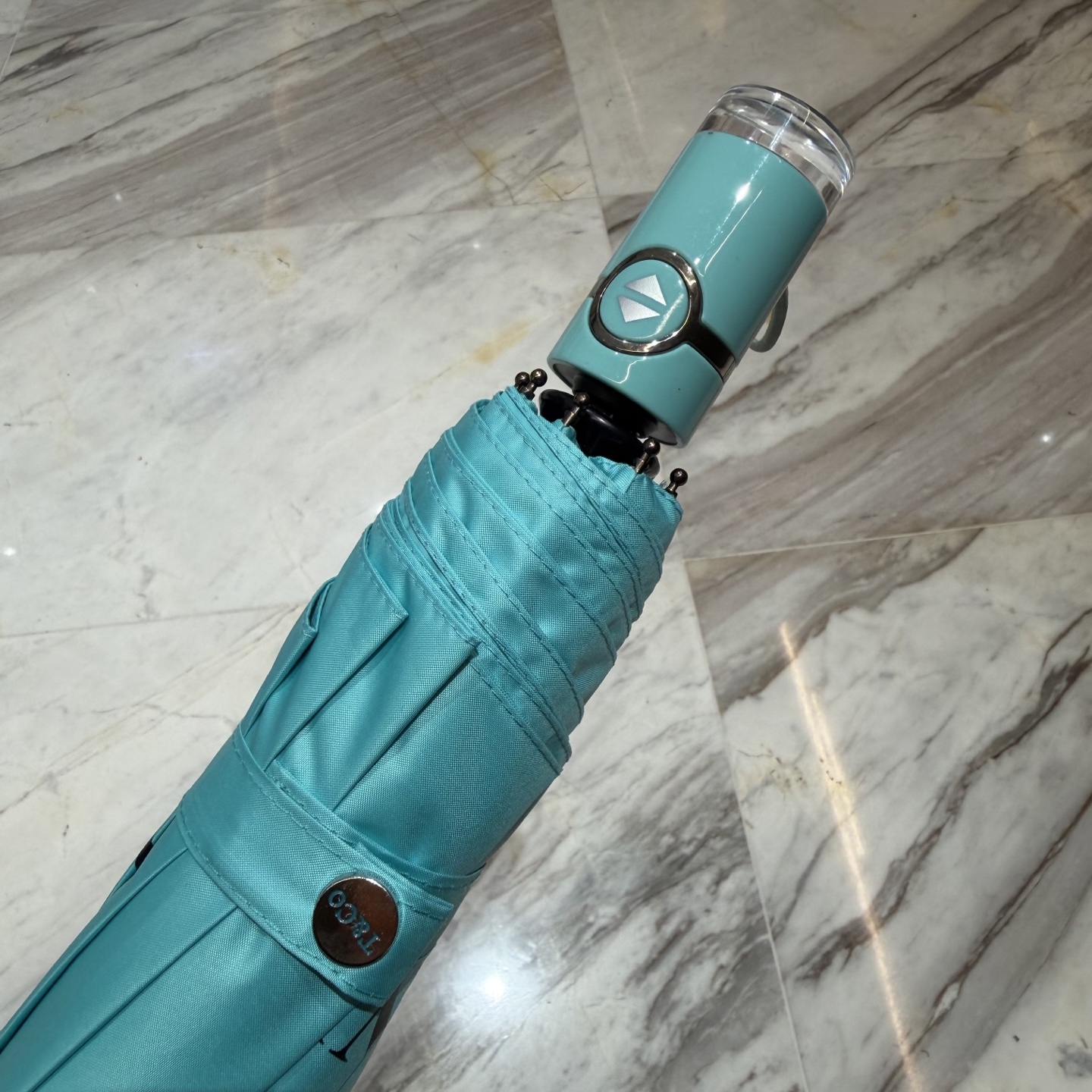 Tiffany蒂芙尼 防晒睛雨伞。。 夏季新款 全自动折叠晴雨伞 内里黑色涂层防晒有效阻隔紫外线99%，