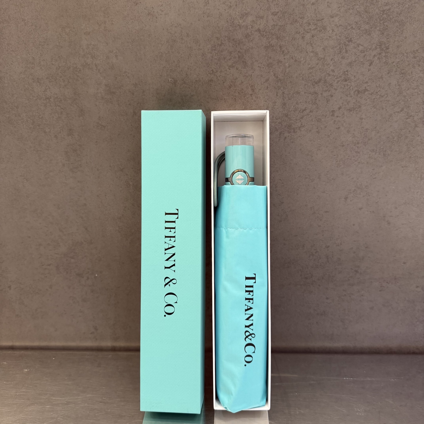 Tiffany蒂芙尼 防晒睛雨伞。。 夏季新款 全自动折叠晴雨伞 内里黑色涂层防晒有效阻隔紫外线99%，