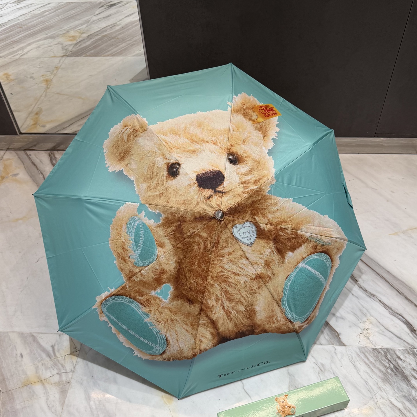 Tiffany蒂芙尼 防晒睛雨伞。。 夏季新款 全自动折叠晴雨伞 内里黑色涂层防晒有效阻隔紫外线99%，