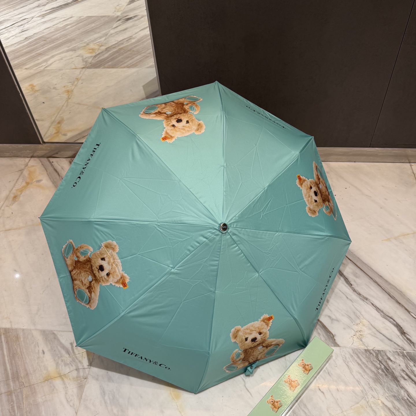 Tiffany蒂芙尼 防晒睛雨伞。。 夏季新款 全自动折叠晴雨伞 内里黑色涂层防晒有效阻隔紫外线99%，