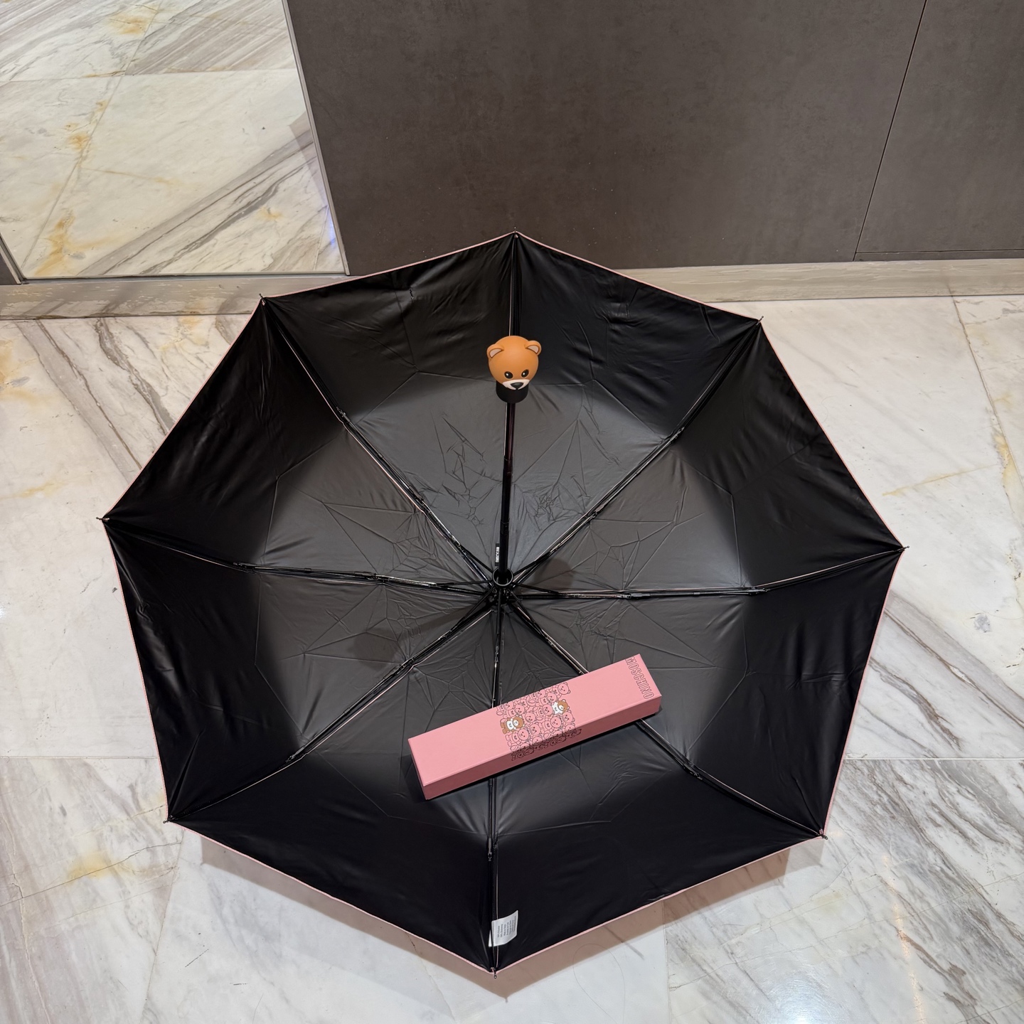 莫斯奇诺 MOSCHINO三折防晒睛雨伞。。 2025夏季新款 全自动折叠晴雨伞 内里黑色涂层防晒有效阻