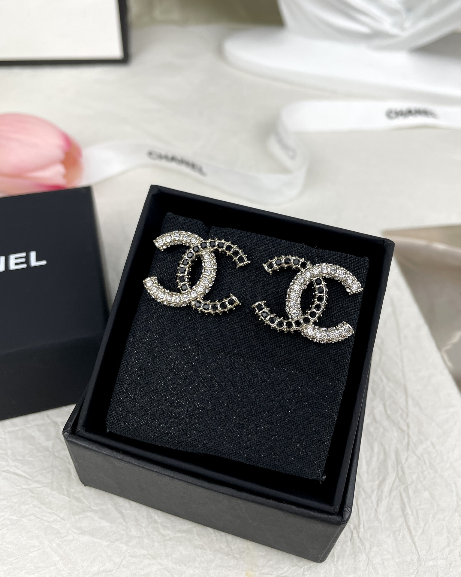 CHANEL earrings black and white diamonds spliced double C